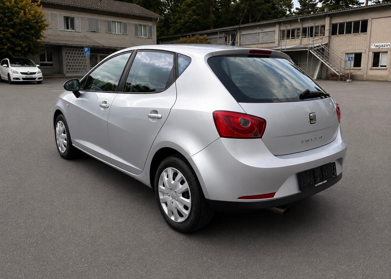 SEAT Ibiza 1.9 TDI Sport-image-2