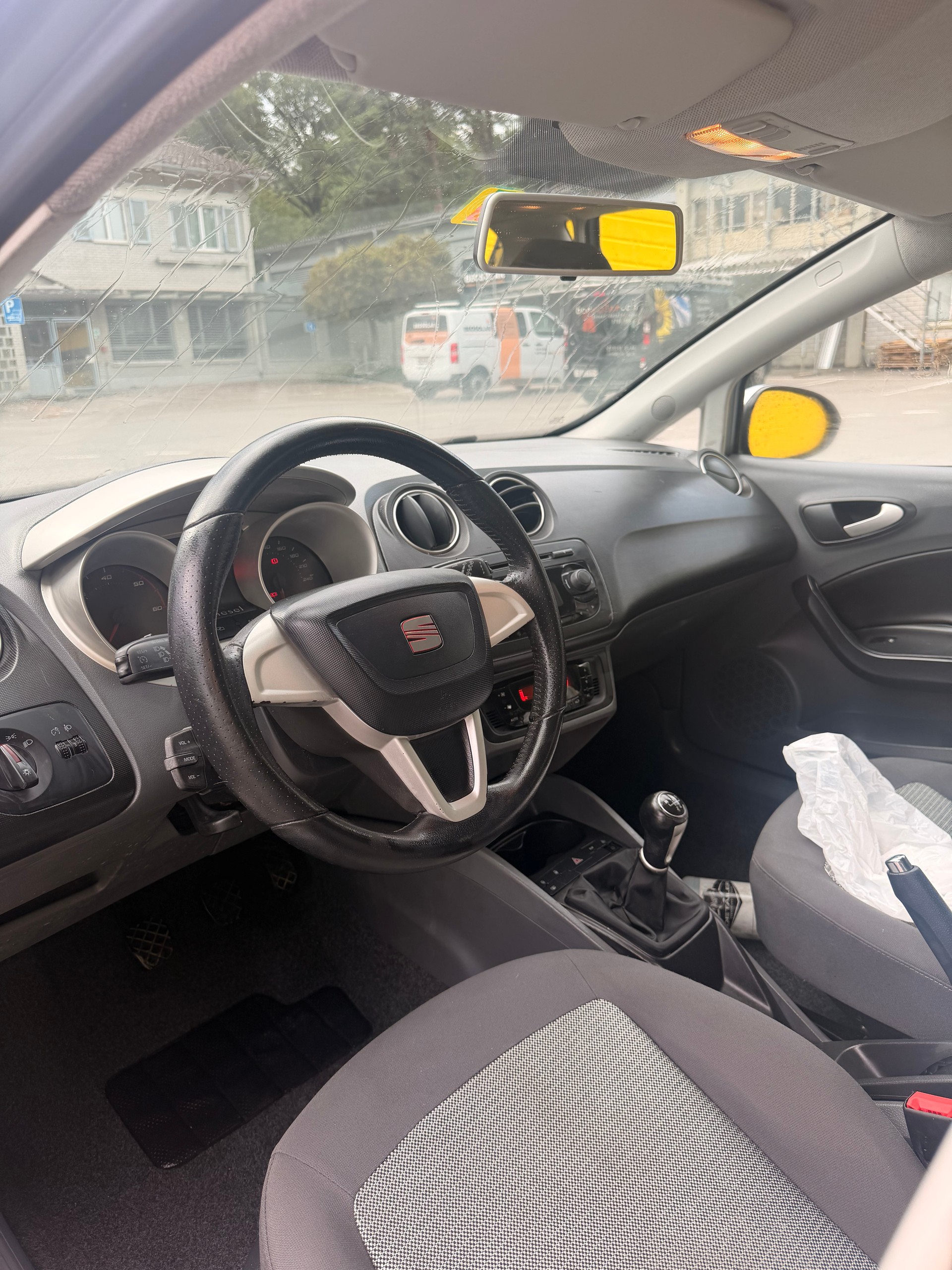 SEAT Ibiza 1.9 TDI Sport-image-7