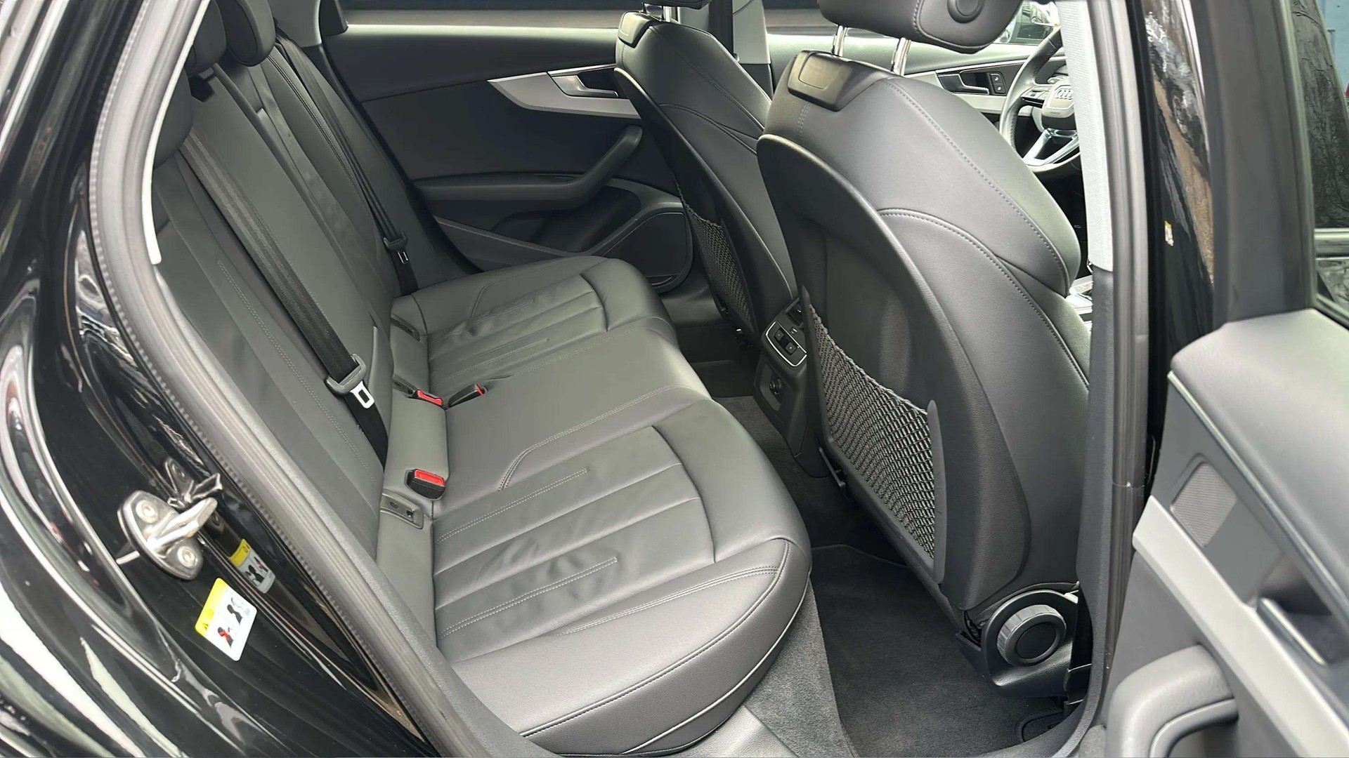 AUDI A4 Avant 40 TDI S line Attraction quattro S-tronic mit AHK Vorbereitung & 5J Werksgarantie oder bis 100000km-image-13