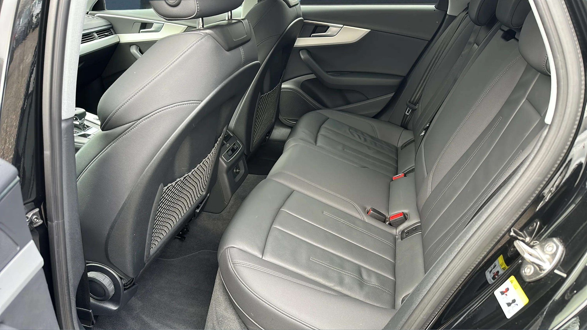 AUDI A4 Avant 40 TDI S line Attraction quattro S-tronic mit AHK Vorbereitung & 5J Werksgarantie oder bis 100000km-image-12