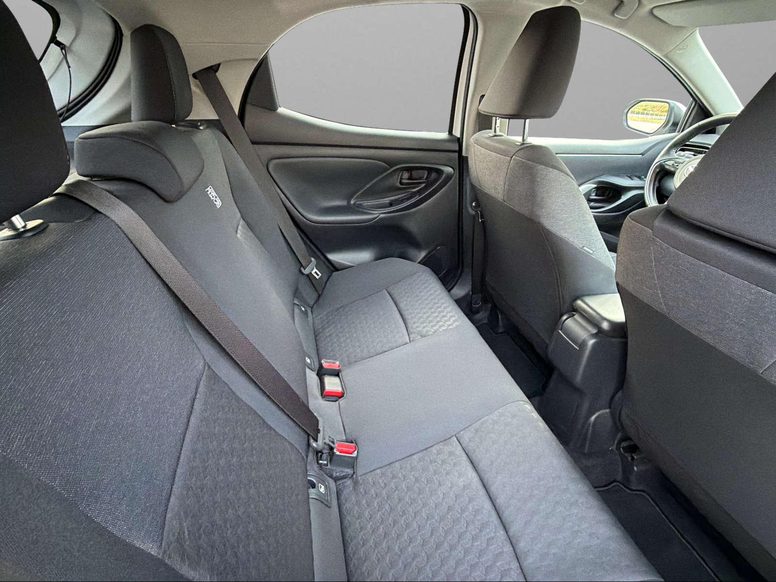 TOYOTA Yaris 1.5 VVT-i HSD Trend-image-8