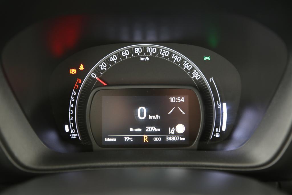 TOYOTA Aygo X 1.0 VVT-i Trend-image-14