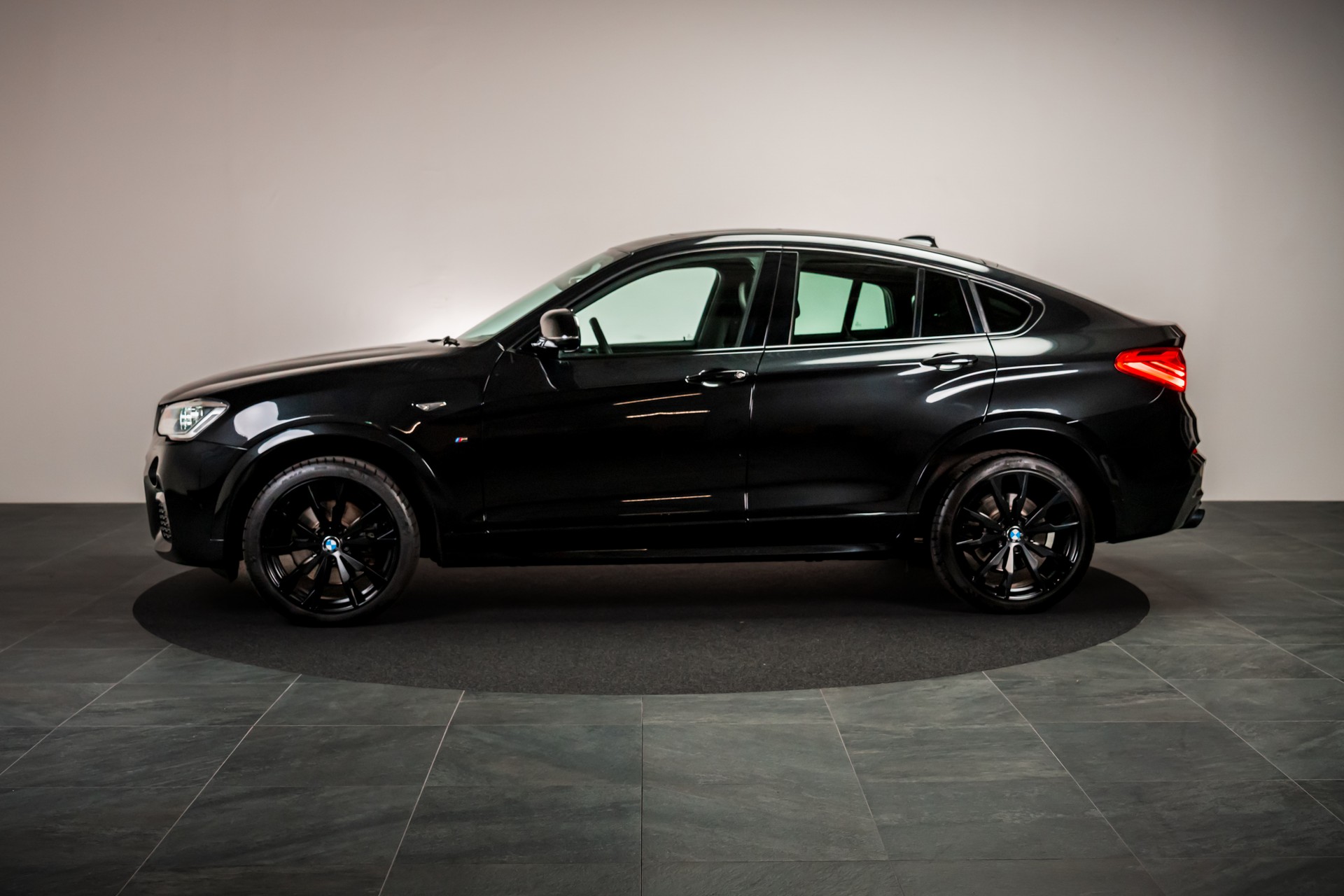 BMW X4 M40i / Head Up Display / El. Memory Sitze / Leder-image-3