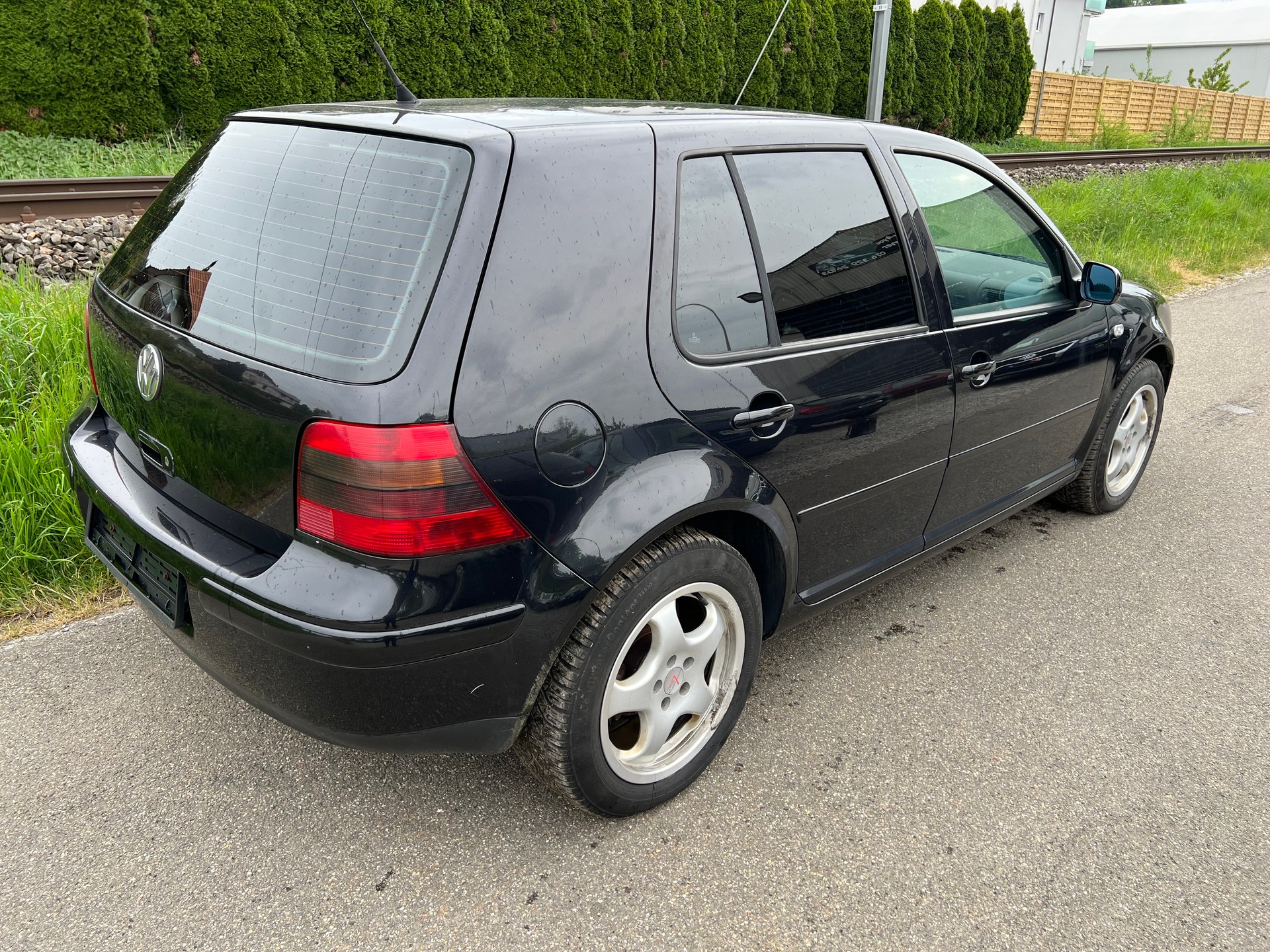 VW Golf 1.8 T Highline-image-3