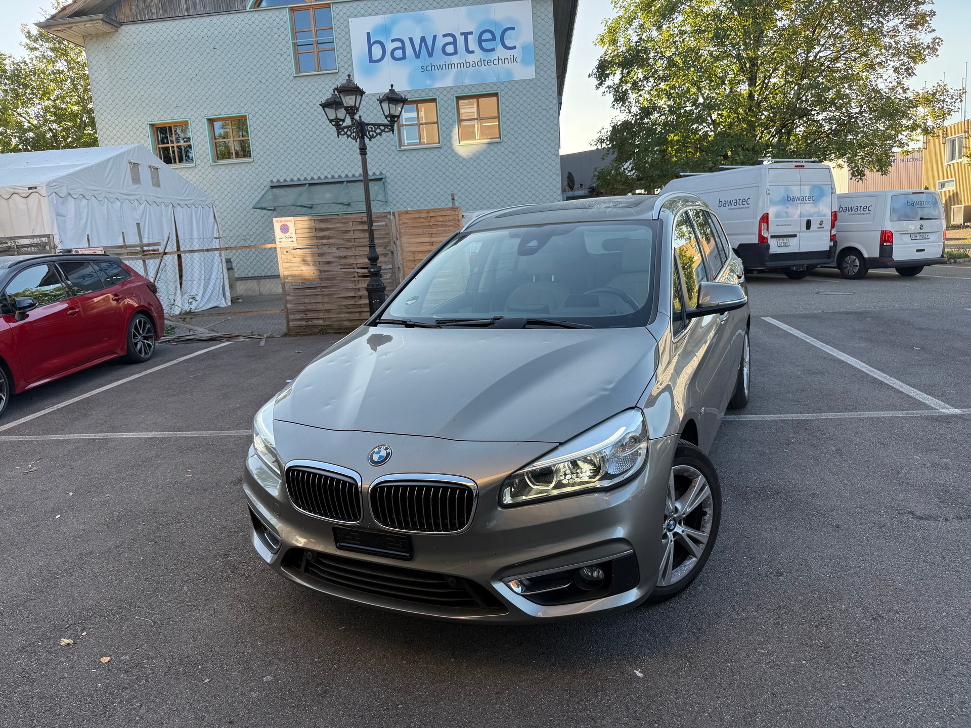 BMW 220d xDrive Gran Tourer Luxury Line Steptronic-image-0