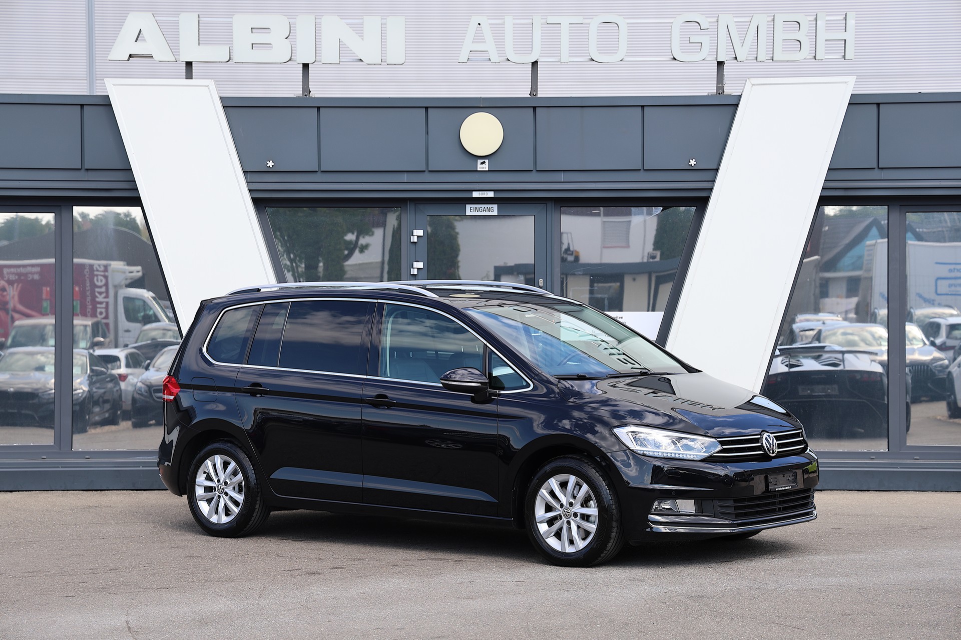 VW Touran 2.0 TDI SCR Highline DSG 7-Sitzer-image-1