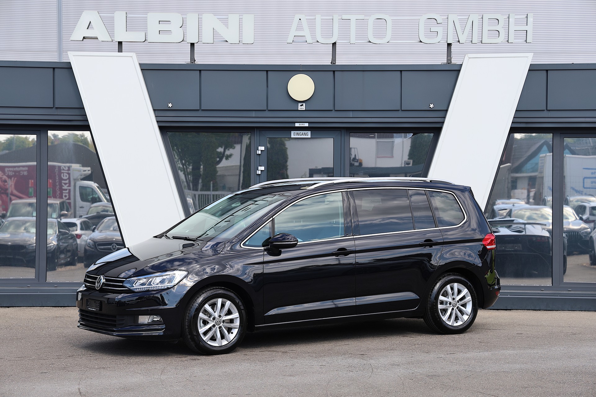 VW Touran 2.0 TDI SCR Highline DSG 7-Sitzer-image-0