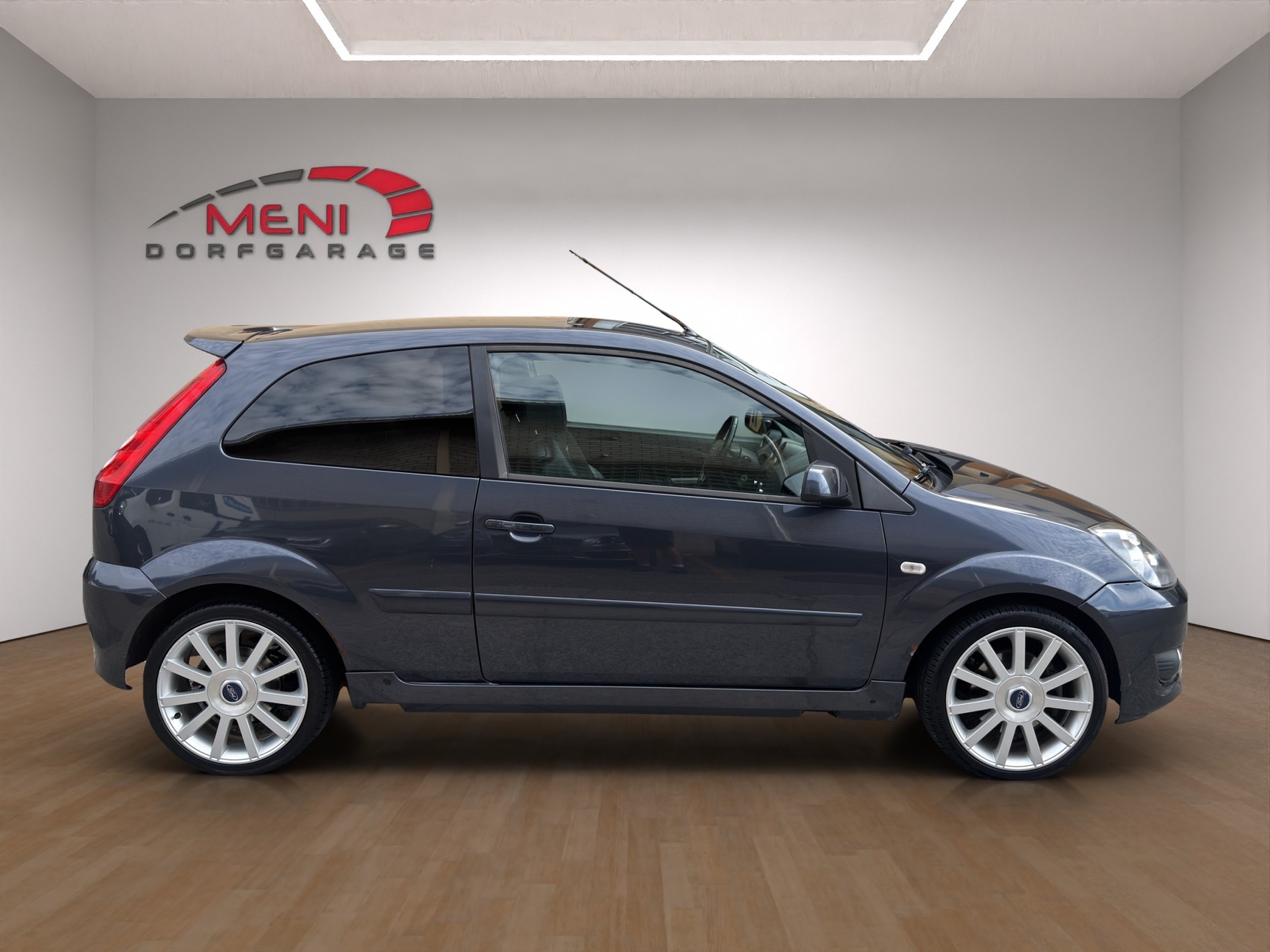FORD Fiesta 2.0 16V ST-image-7