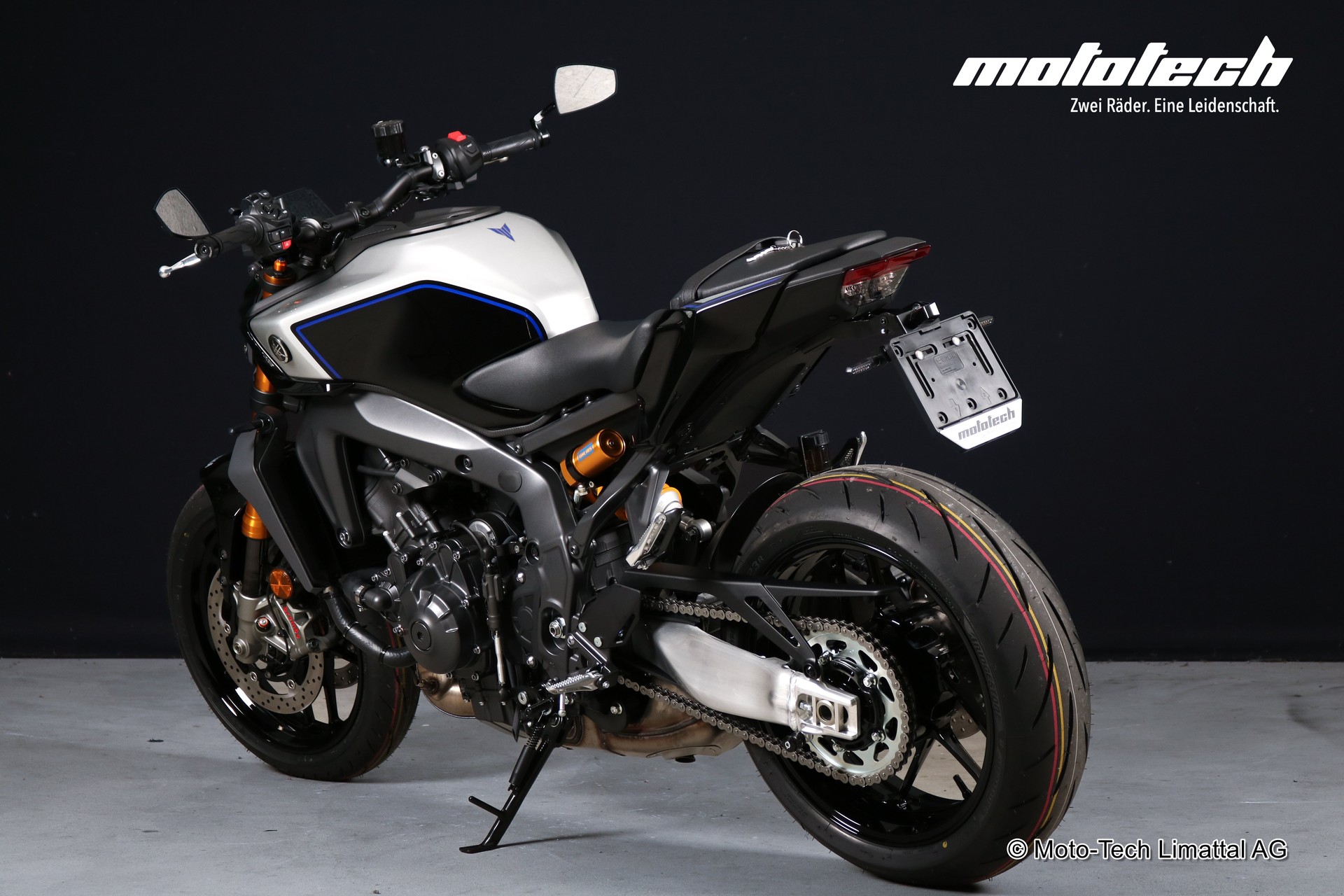 YAMAHA MT-09 SP (35kW)-showroom-element-3
