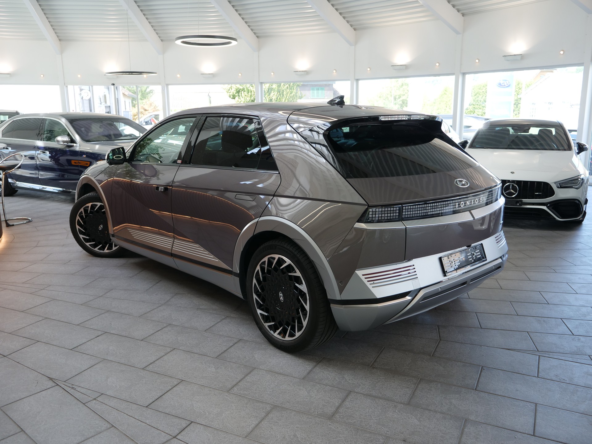 HYUNDAI Ioniq 5 72kWh Vertex 4WD-image-4