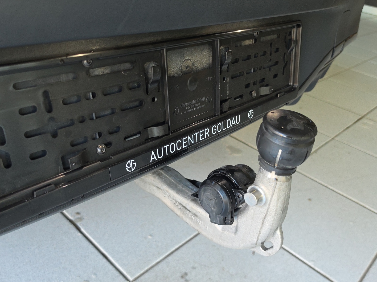 MERCEDES-BENZ EQA 350 AMG Line 4Matic-image-16