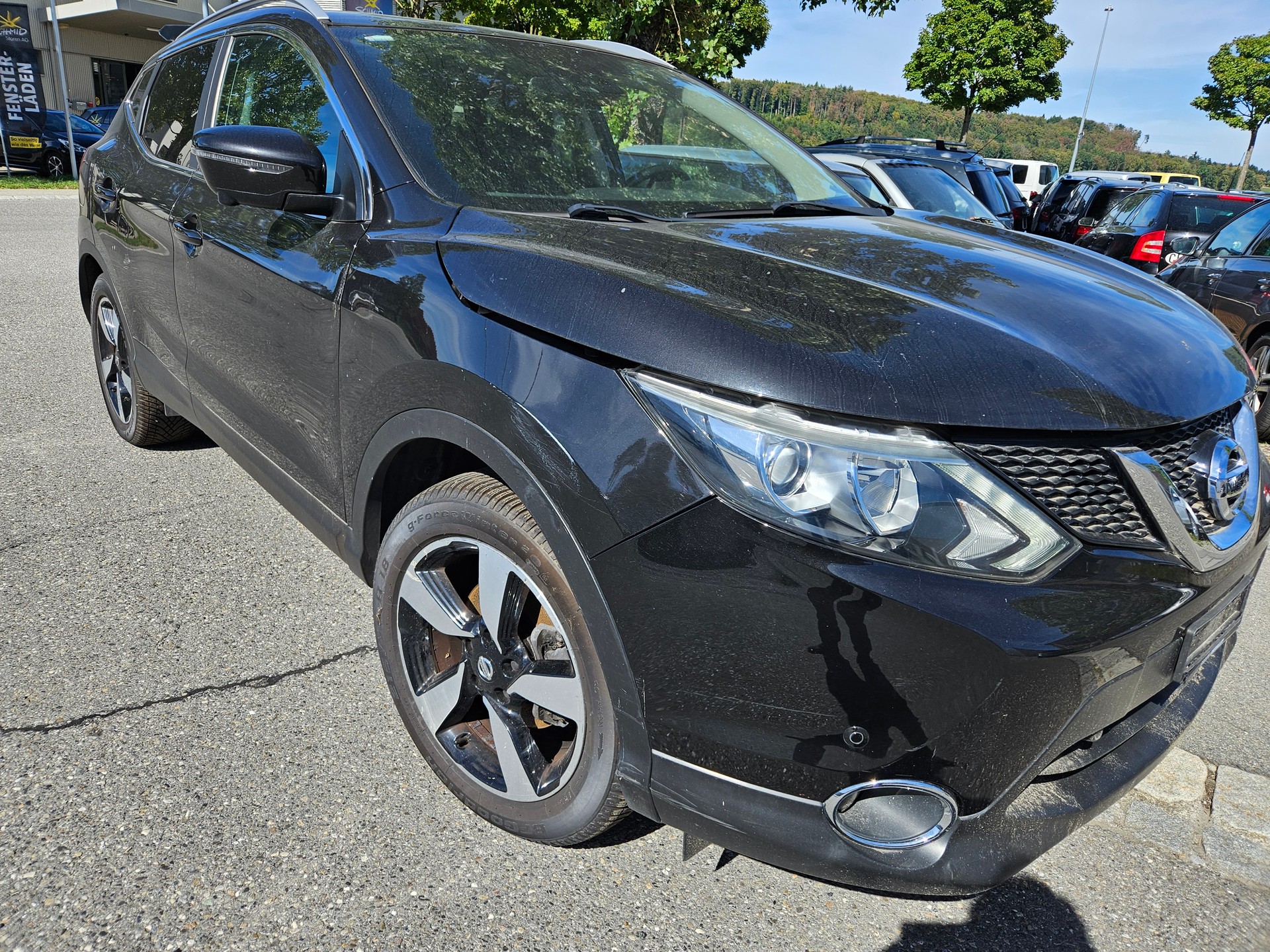 NISSAN Qashqai 1.2 DIG-T N-Connecta Xtronic CVT-image-0