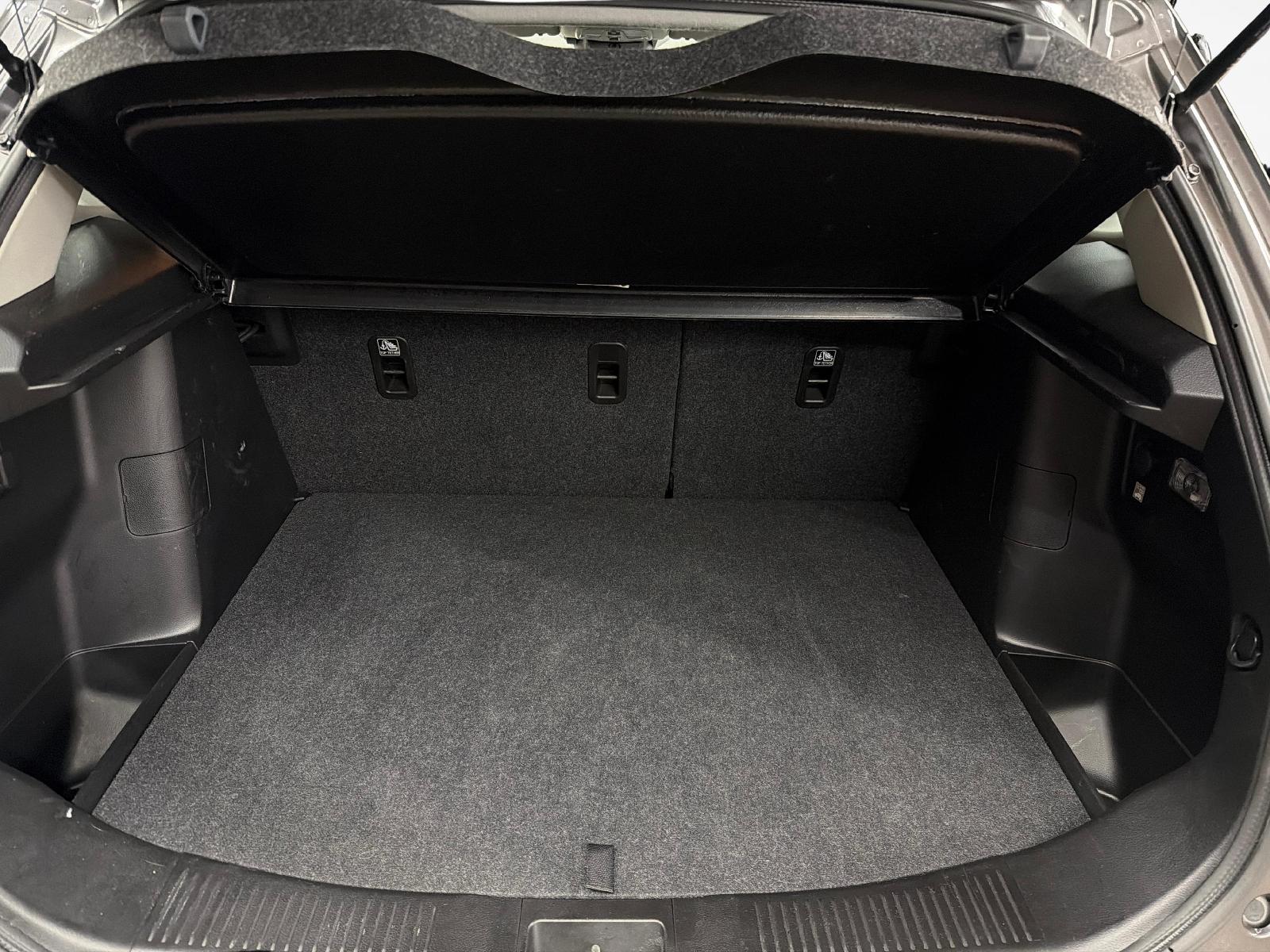 SUZUKI S-Cross 1.4 T Compact Top Hybrid 4x4-image-11