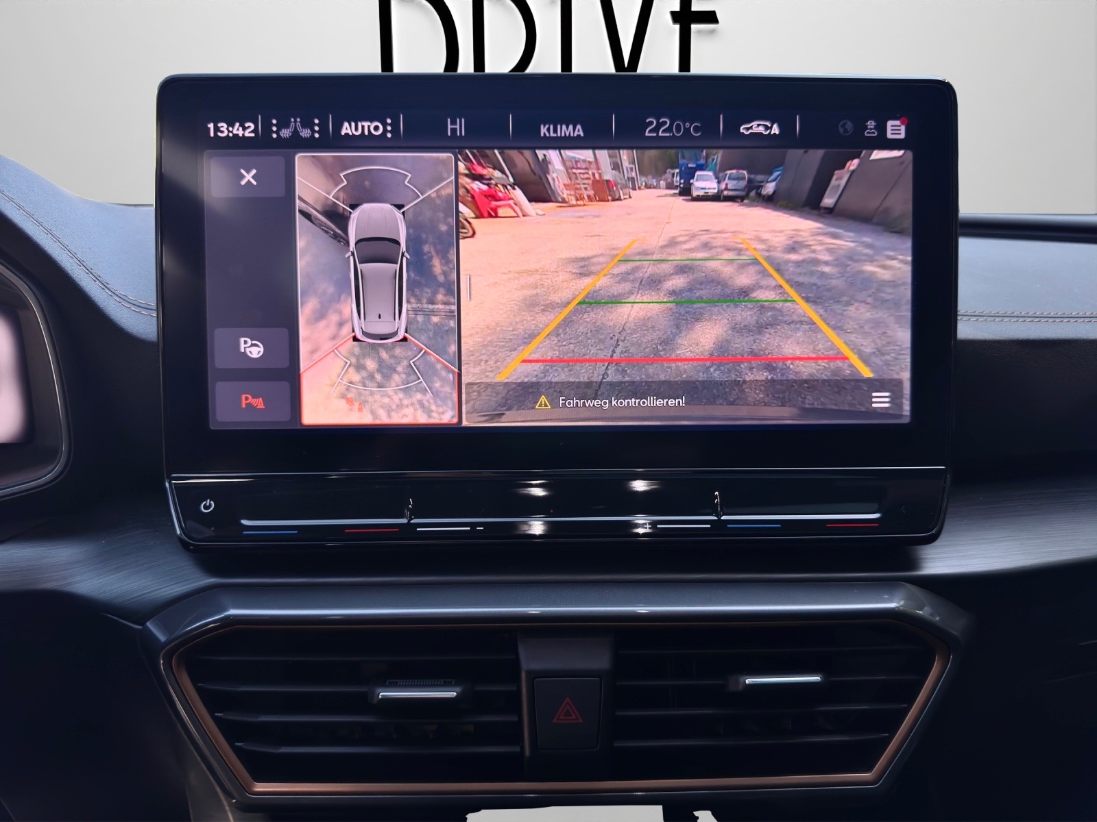 CUPRA Formentor 2.0TSI VZ DSG-image-18