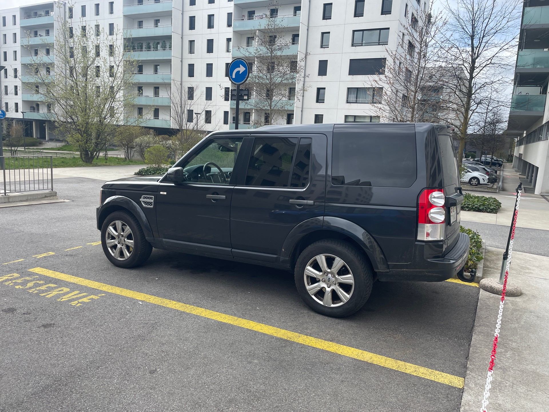 LAND ROVER Discovery4 3LTD SDV6-image-1
