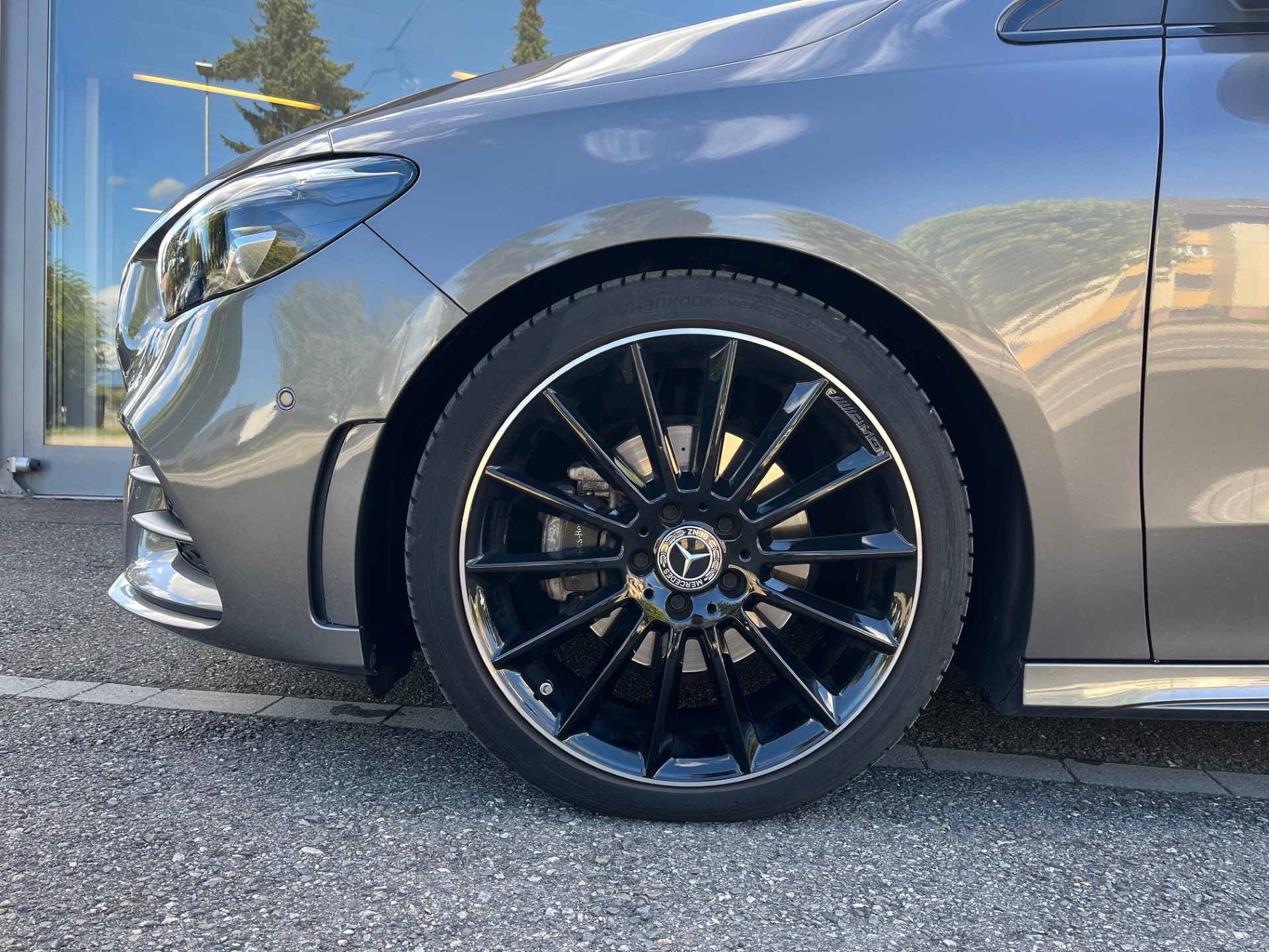MERCEDES-BENZ B 200 AMG Line 7G-DCT-image-4