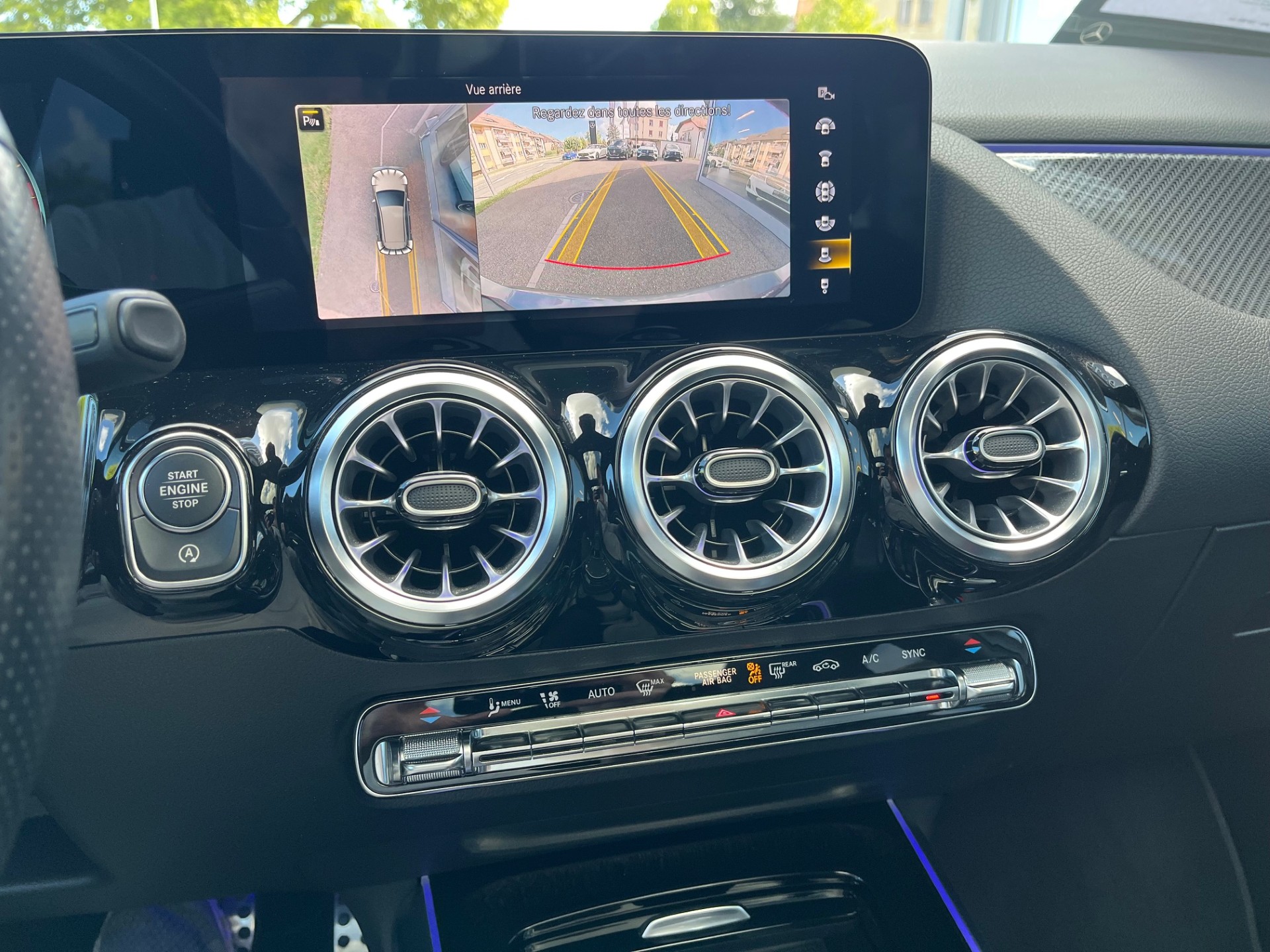 MERCEDES-BENZ B 200 AMG Line 7G-DCT-image-16