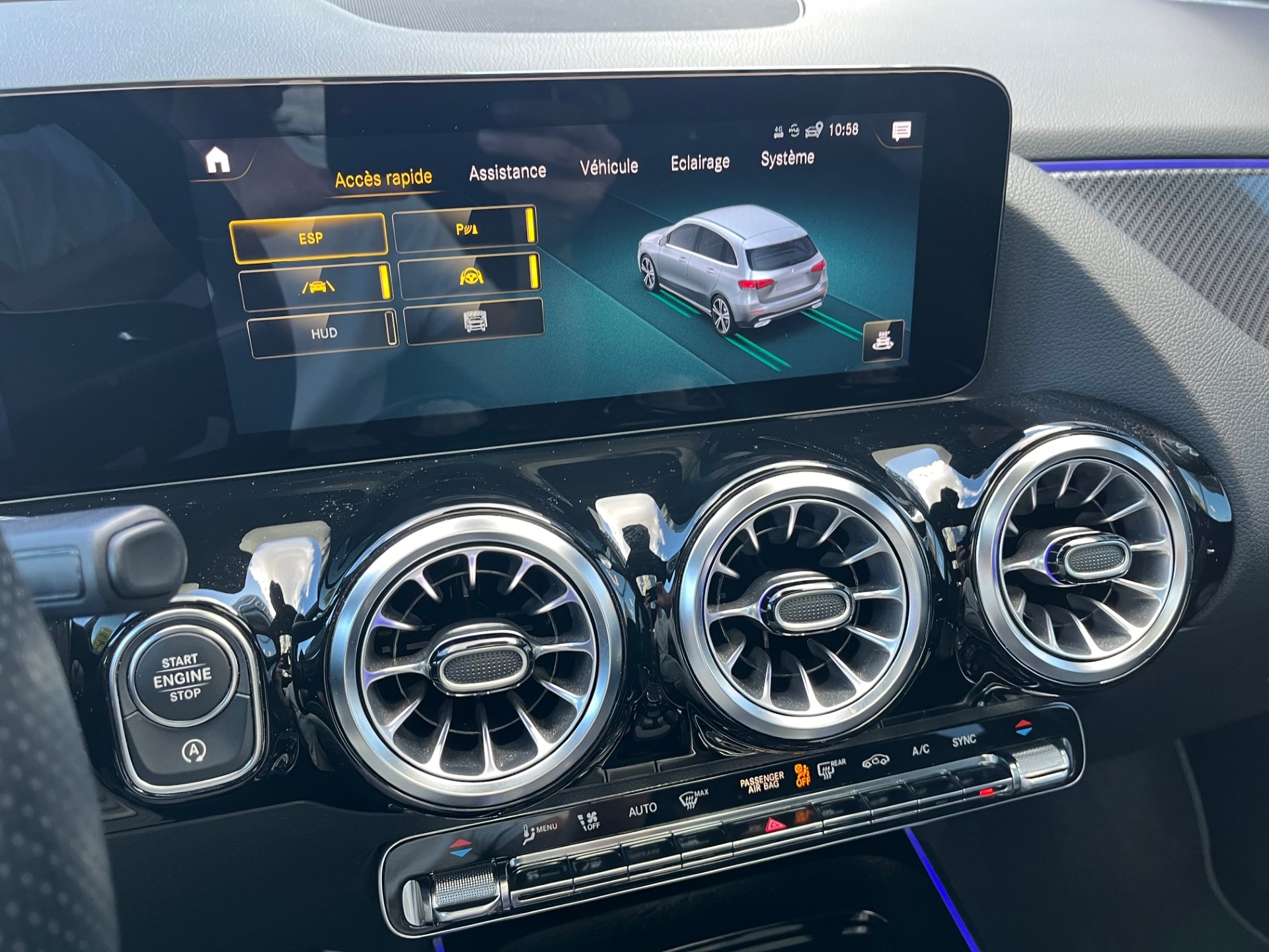 MERCEDES-BENZ B 200 AMG Line 7G-DCT-image-17