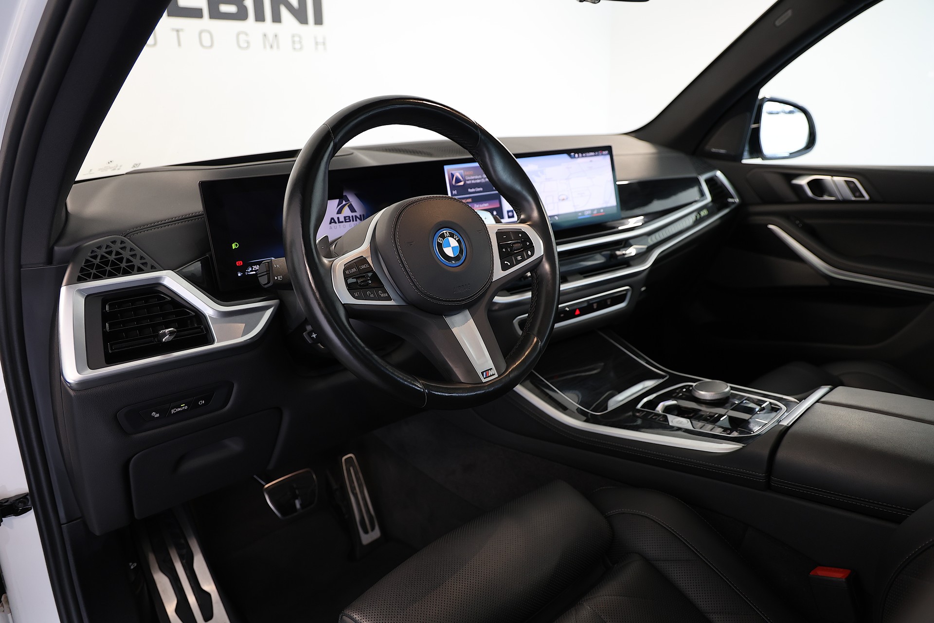 BMW X5 50e xDrive M-Sport SAG-image-9