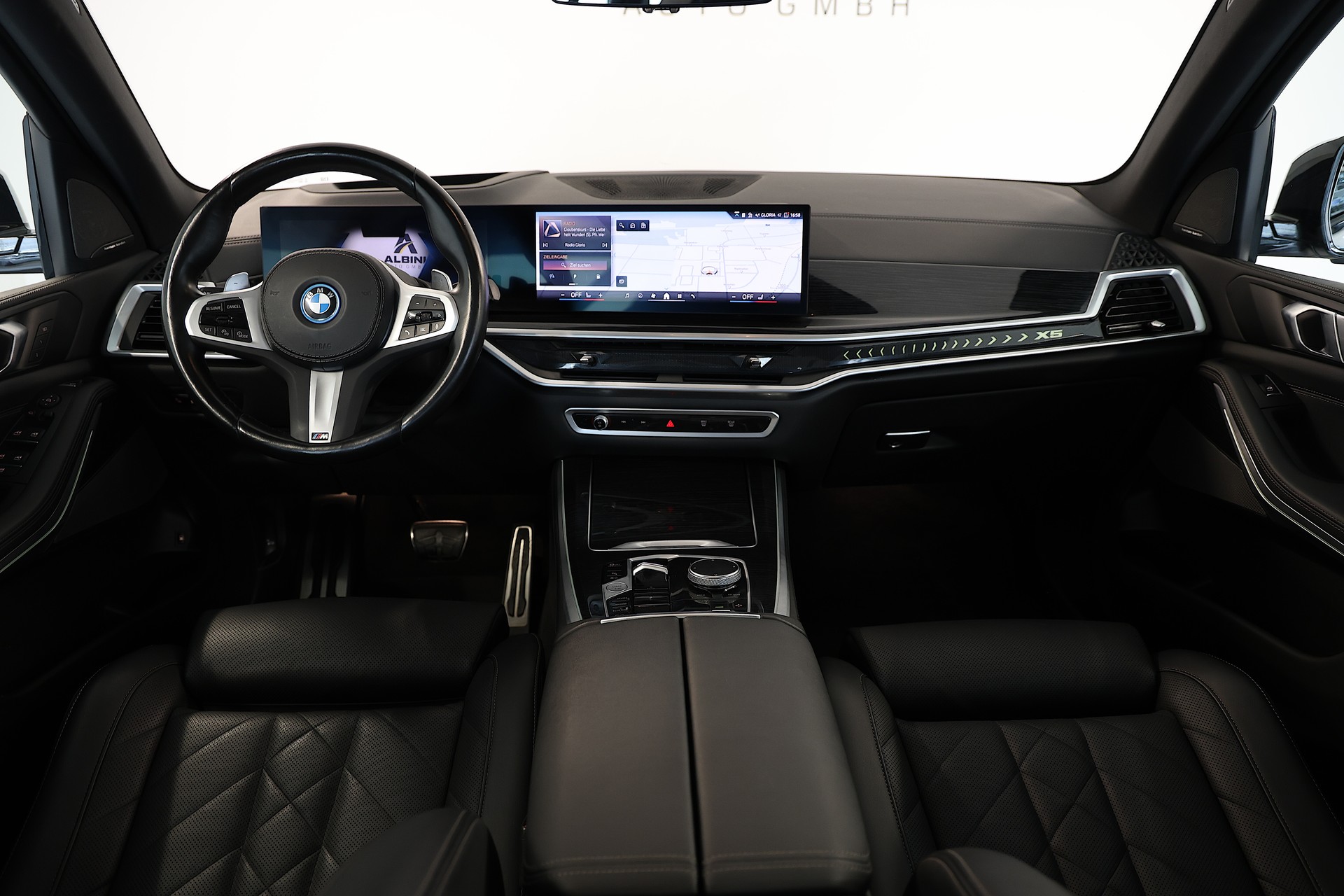 BMW X5 50e xDrive M-Sport SAG-image-11