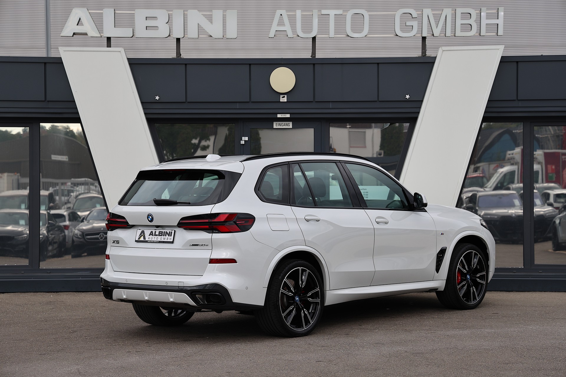 BMW X5 50e xDrive M-Sport SAG-image-2