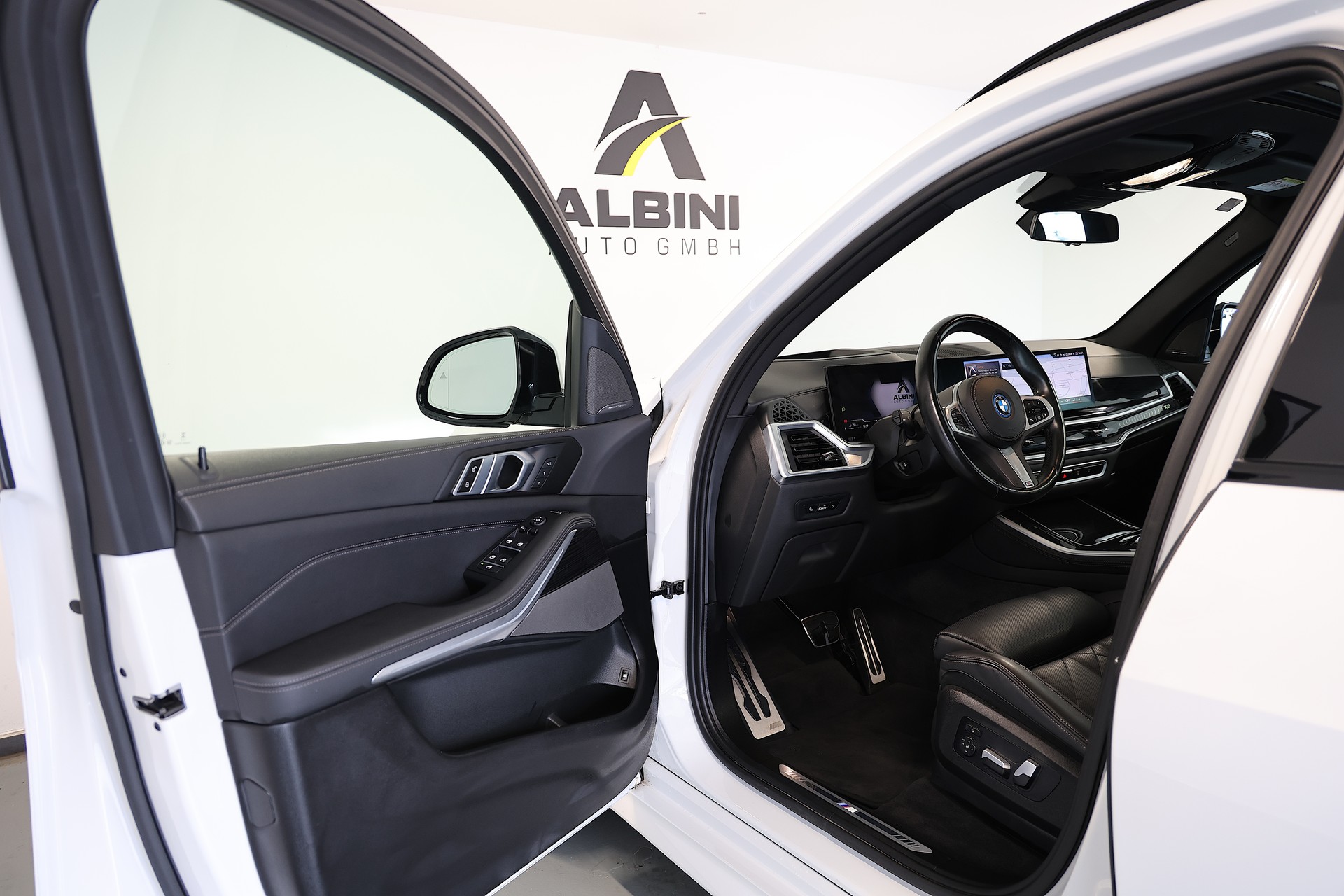 BMW X5 50e xDrive M-Sport SAG-image-6