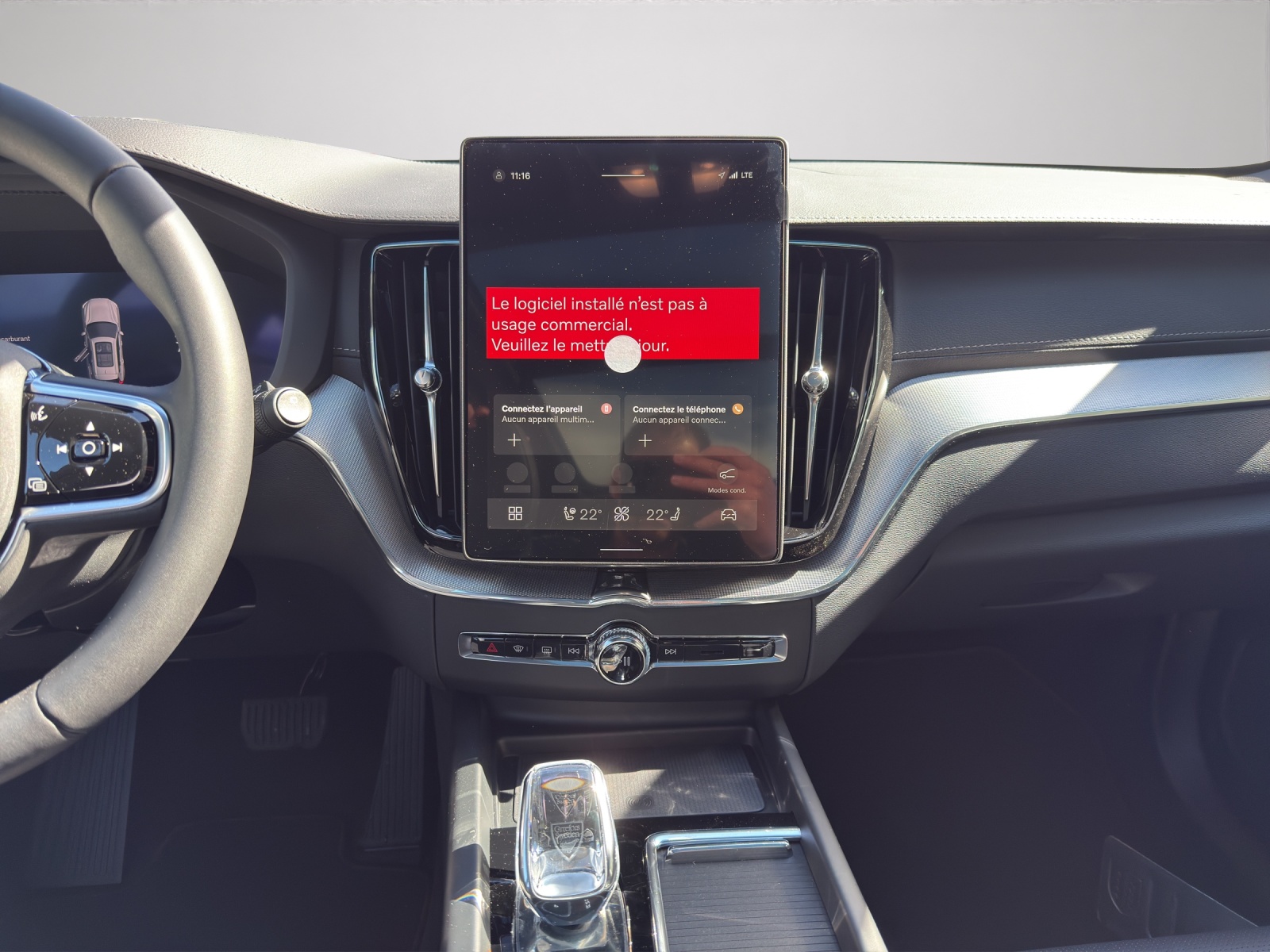 VOLVO XC60 T8 eAWD PluginHybrid Black Edition Geartronic-image-11