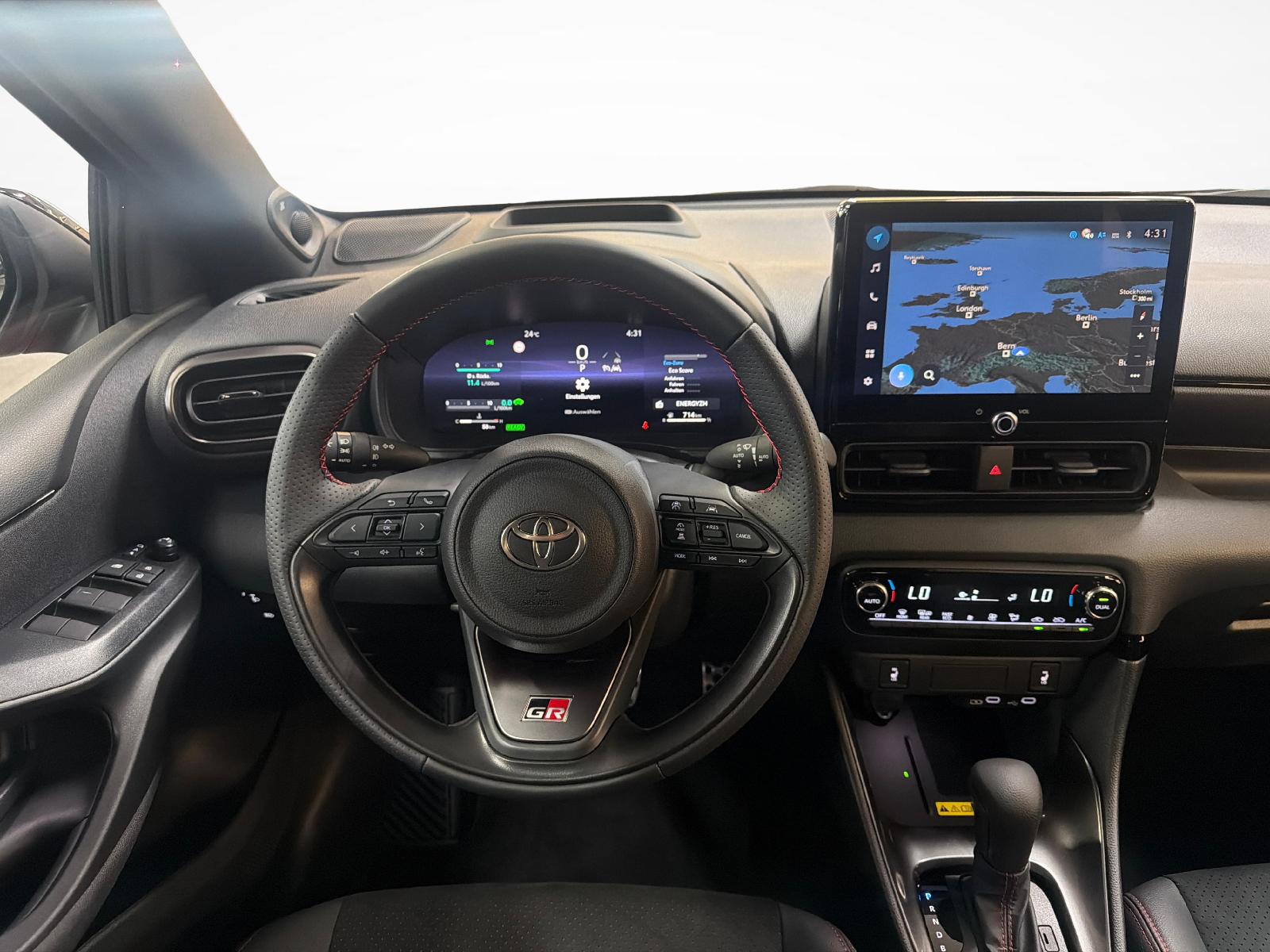 TOYOTA Yaris 1.5 VVT-i HSD GR Sport-image-14