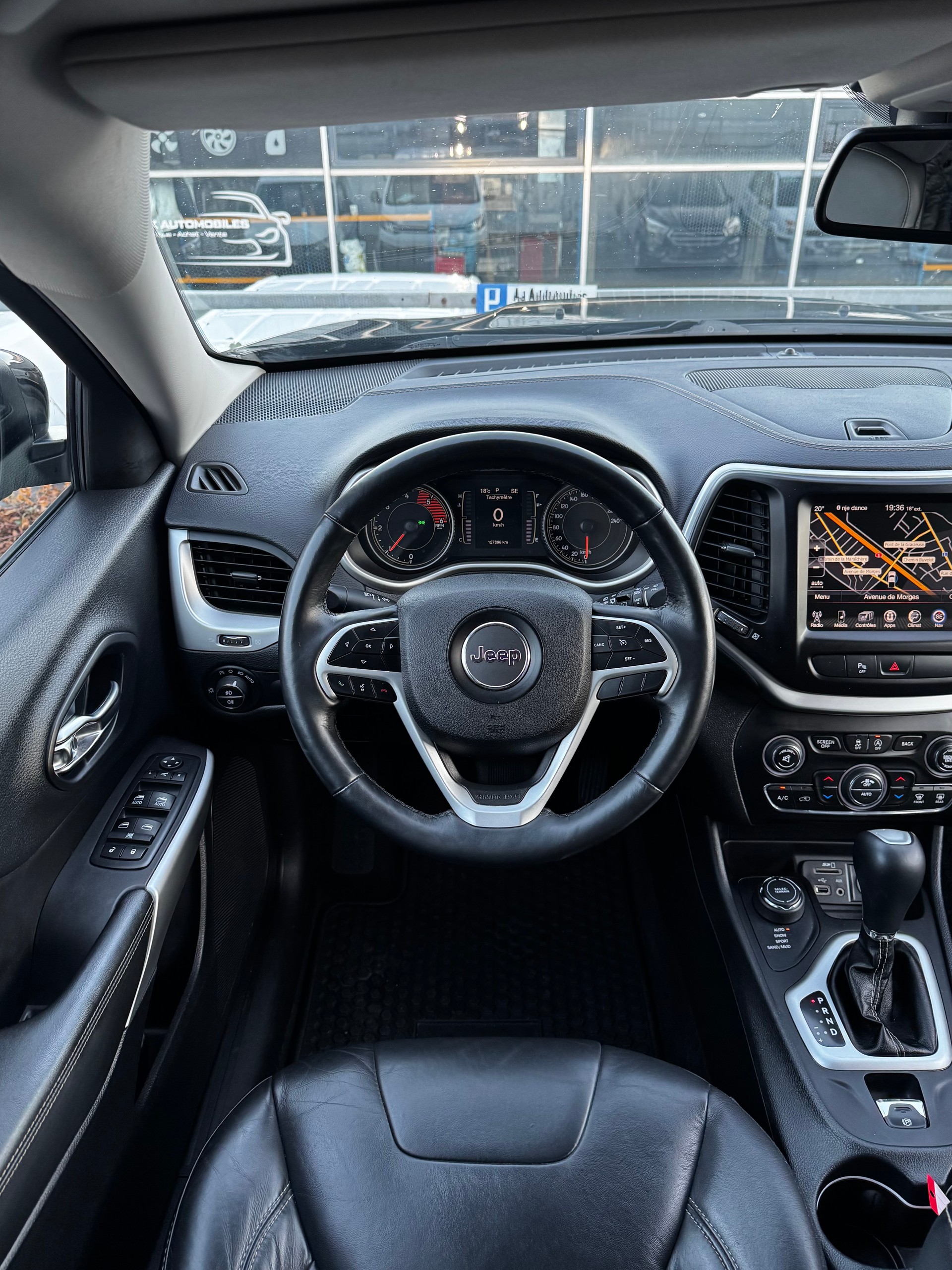 JEEP Cherokee 2.2TD Night Eagle AWD 9ATX AD-image-10
