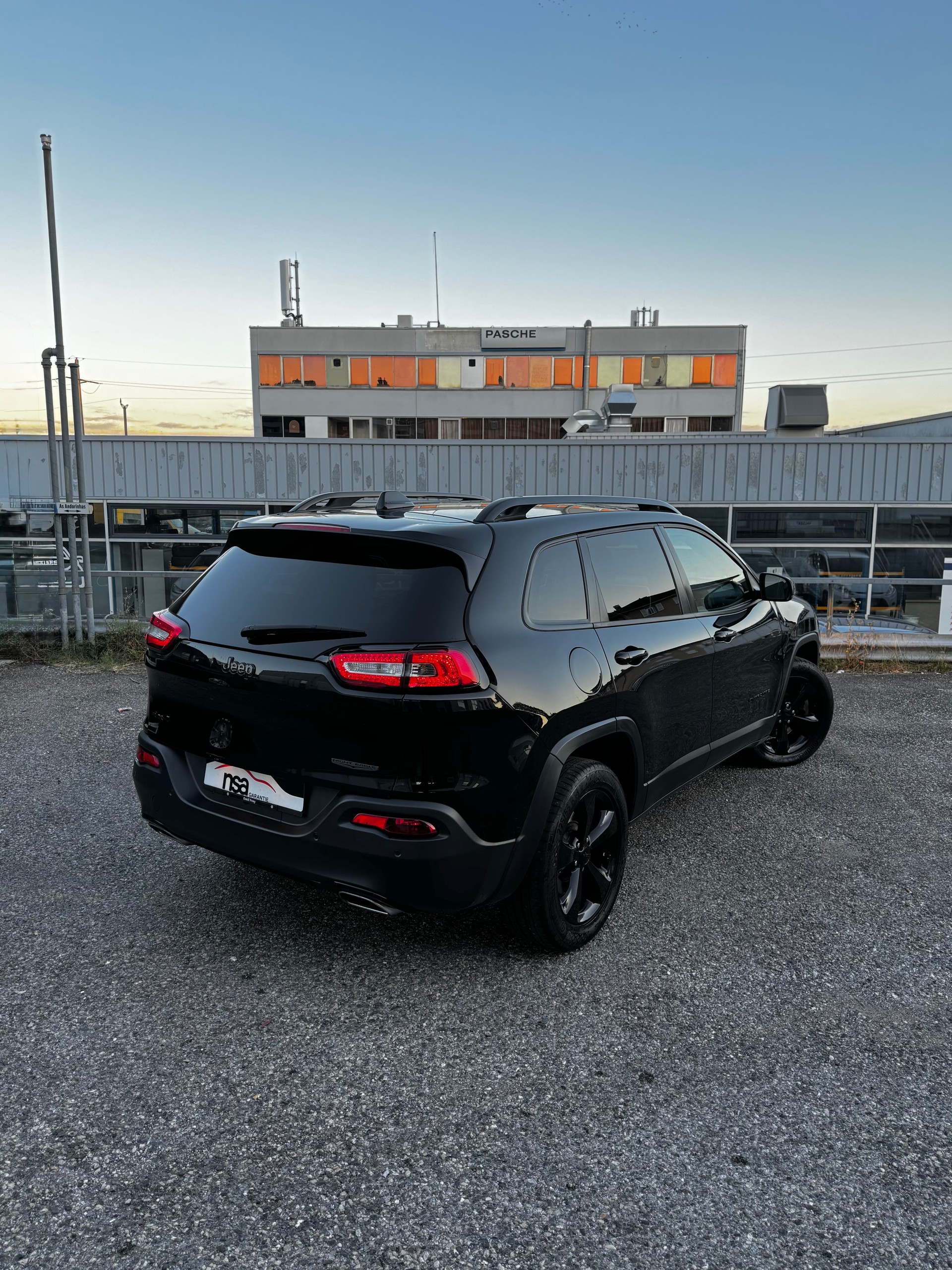 JEEP Cherokee 2.2TD Night Eagle AWD 9ATX AD-image-5