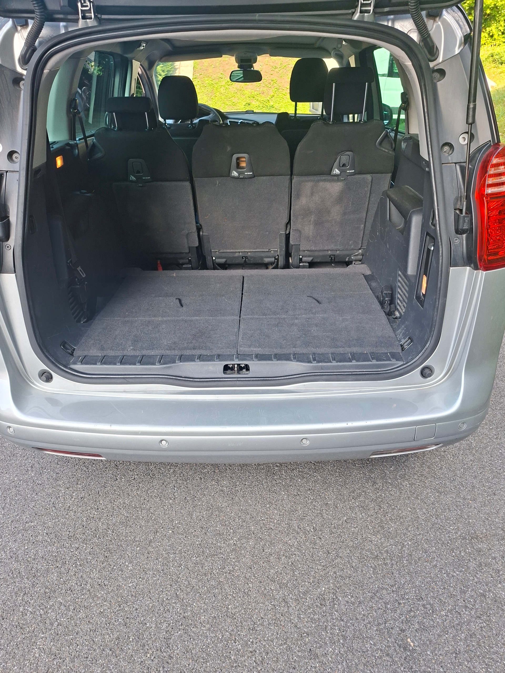 PEUGEOT 1.6 VTi 156 Allure-image-4
