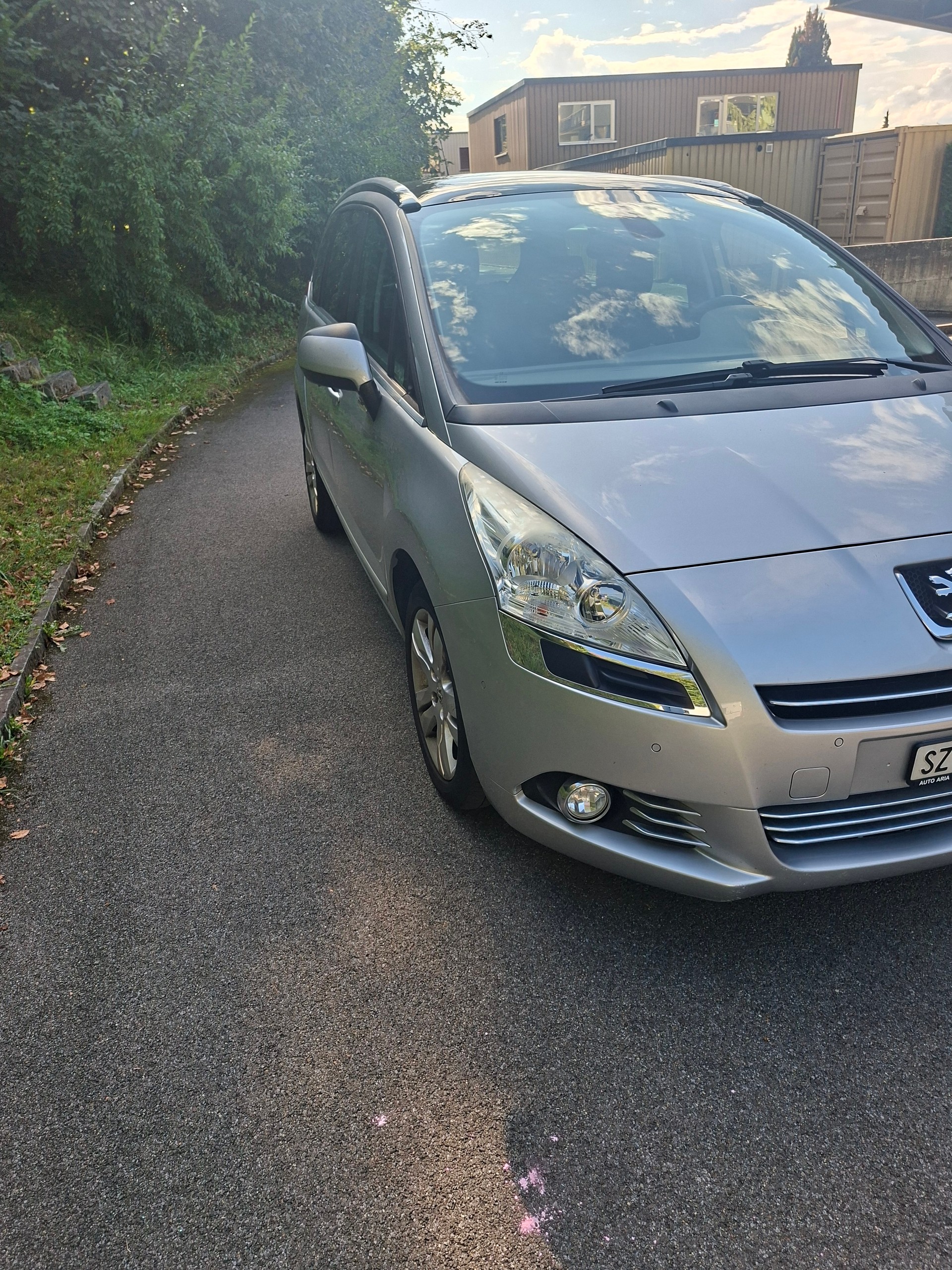 PEUGEOT 1.6 VTi 156 Allure-image-0