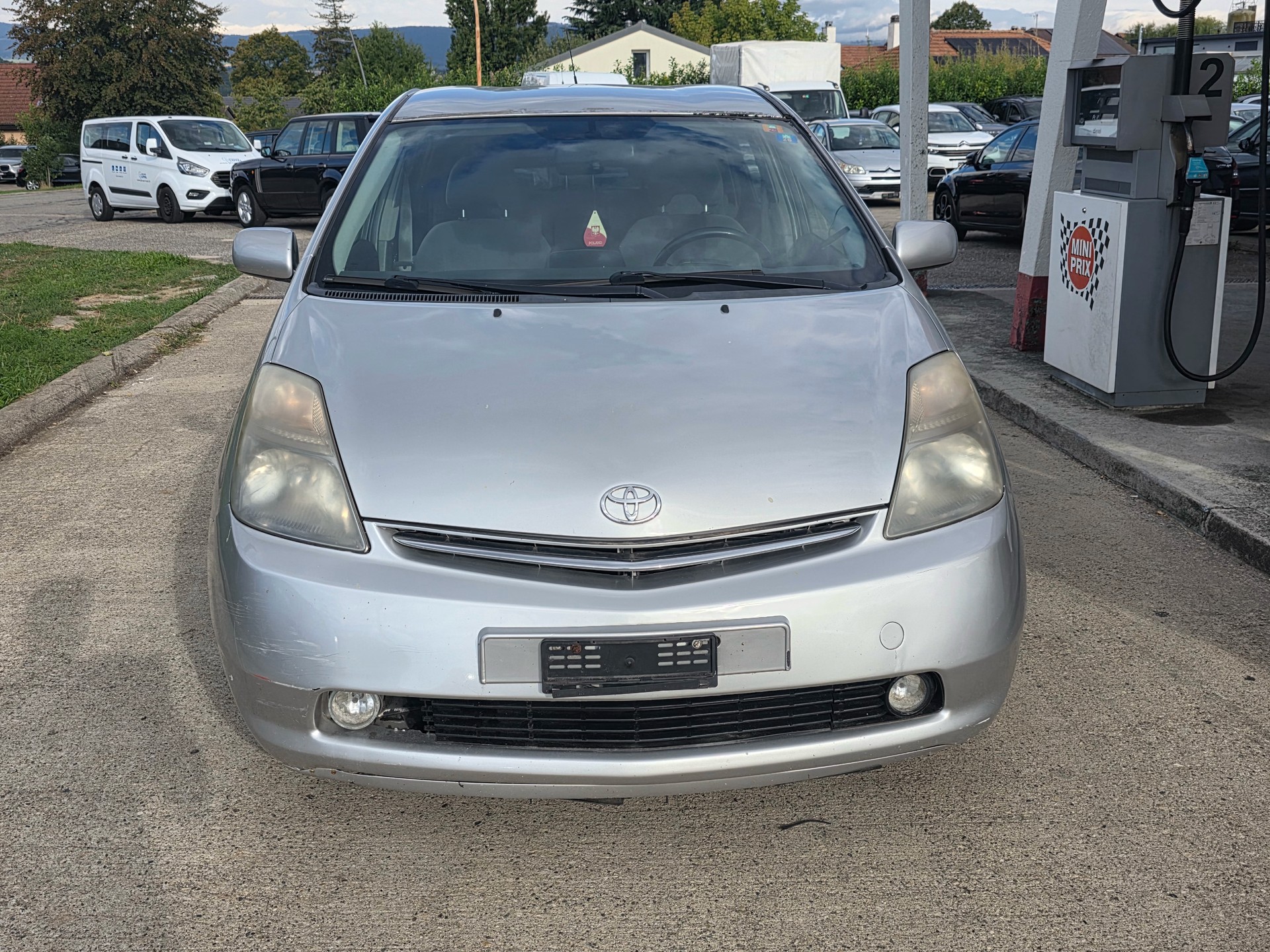 TOYOTA Prius 1.5 16V Hybrid-image-1