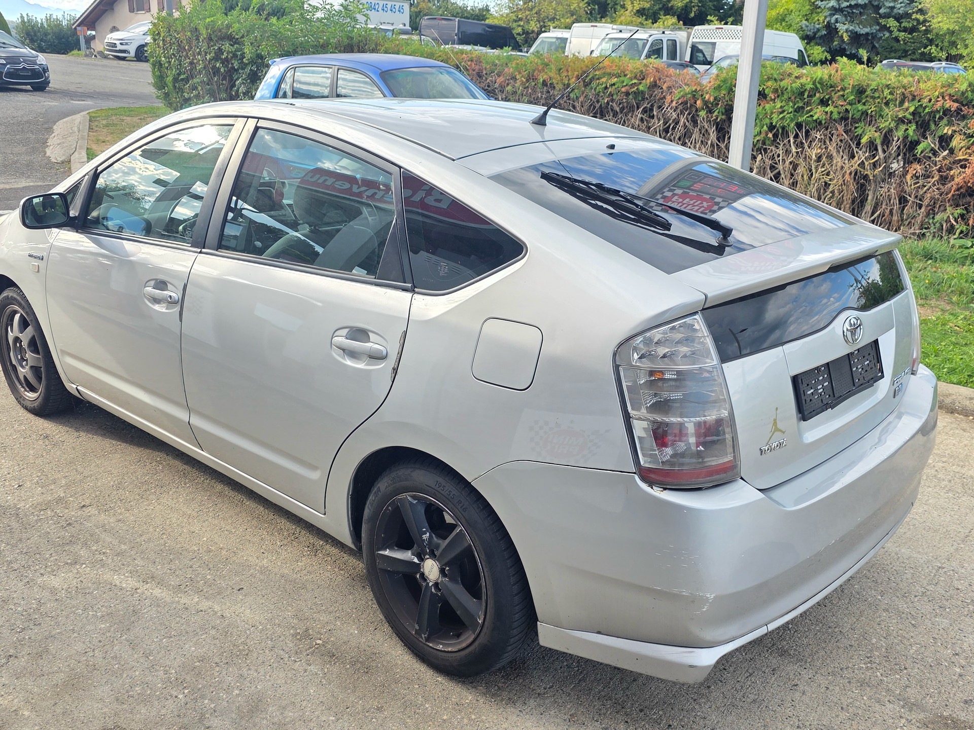 TOYOTA Prius 1.5 16V Hybrid-image-5