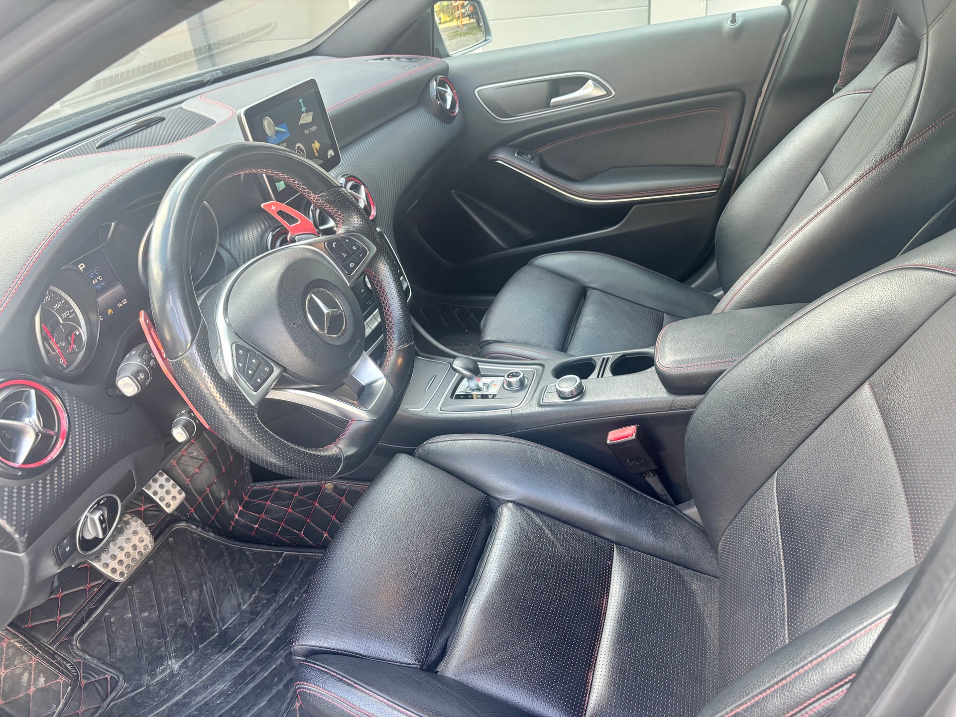 MERCEDES-BENZ A 45 AMG 4Matic Speedshift 7G-DCT-image-6