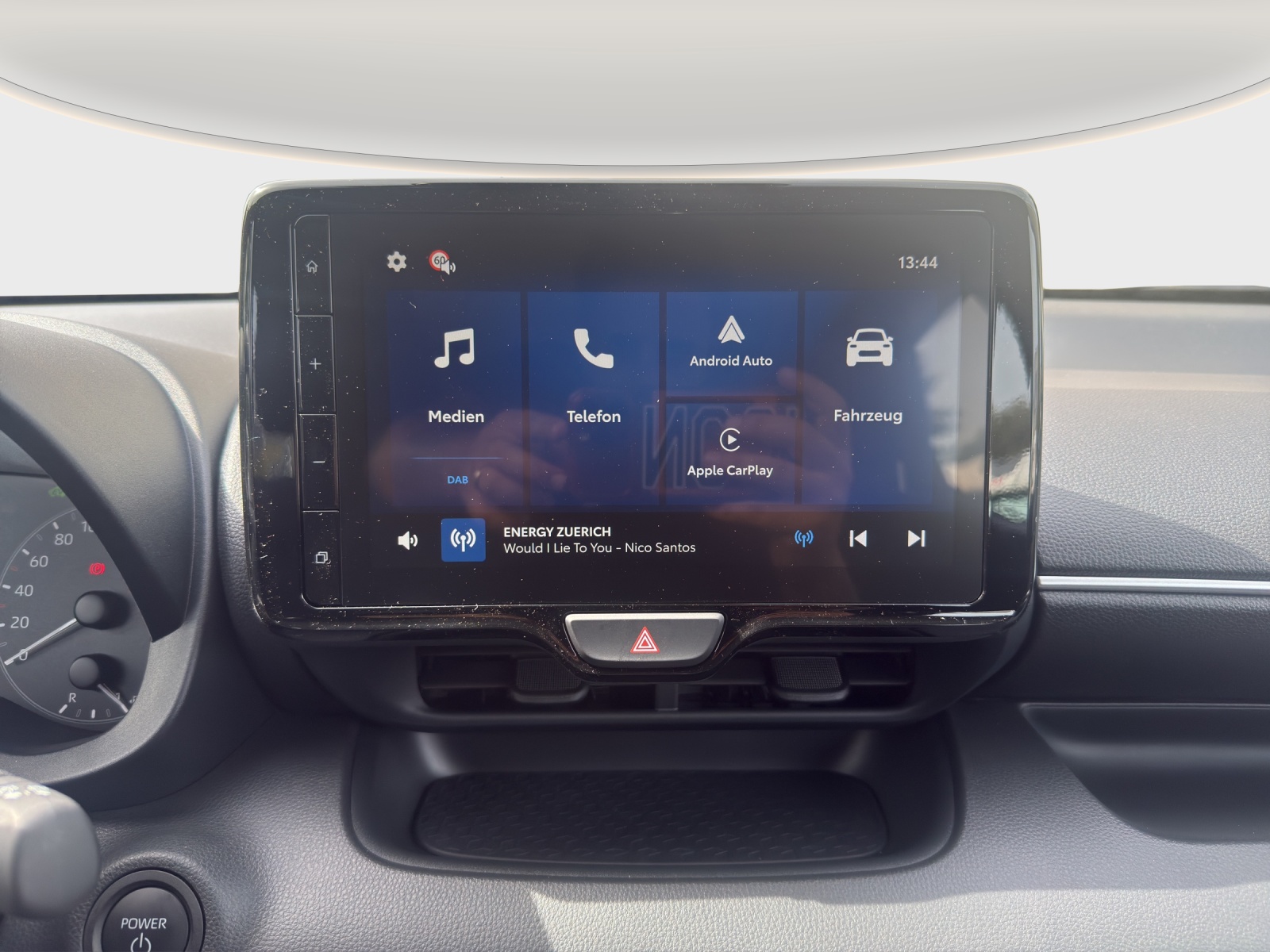 MAZDA 2 1.5 Hybrid Exclusive-Line-image-12