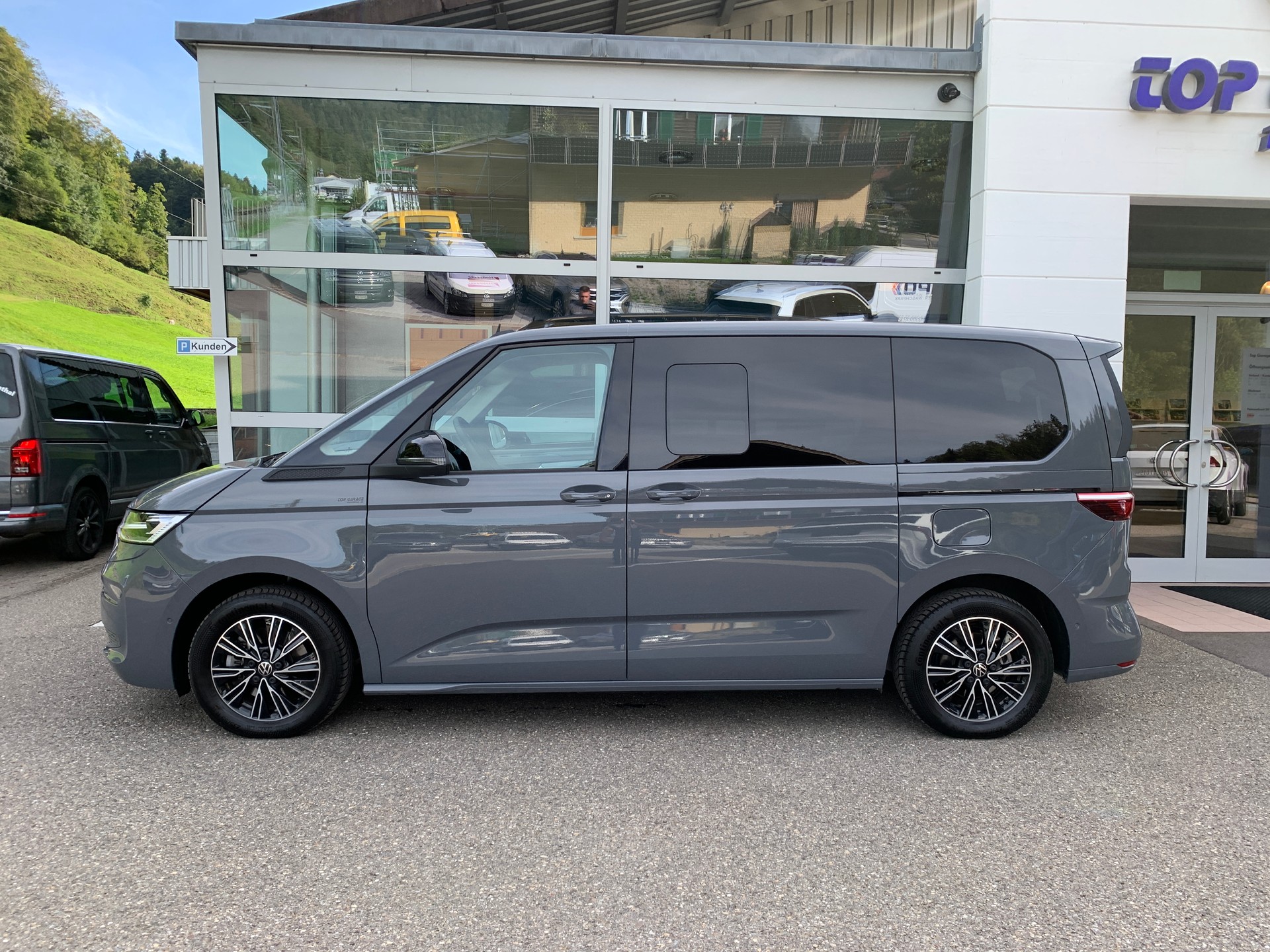 VW Multivan 1.5 eHybrid Liberty 4Motion DSG-image-3