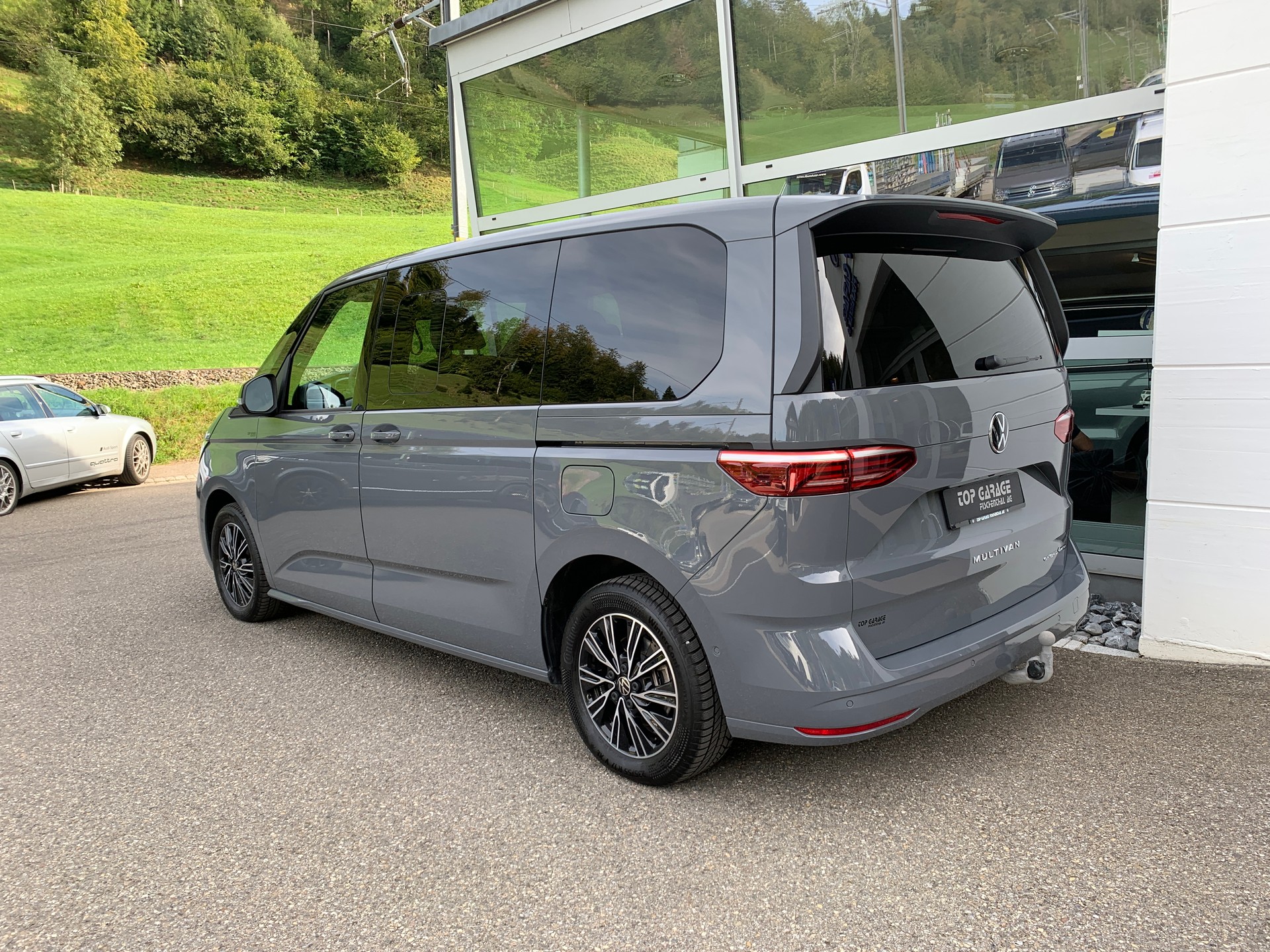 VW Multivan 1.5 eHybrid Liberty 4Motion DSG-image-4