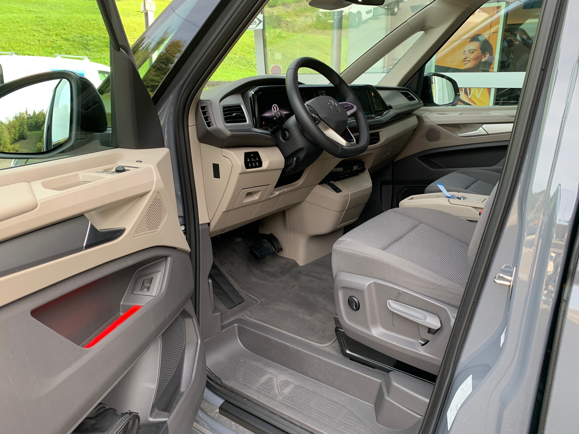 VW Multivan 1.5 eHybrid Liberty 4Motion DSG-image-7