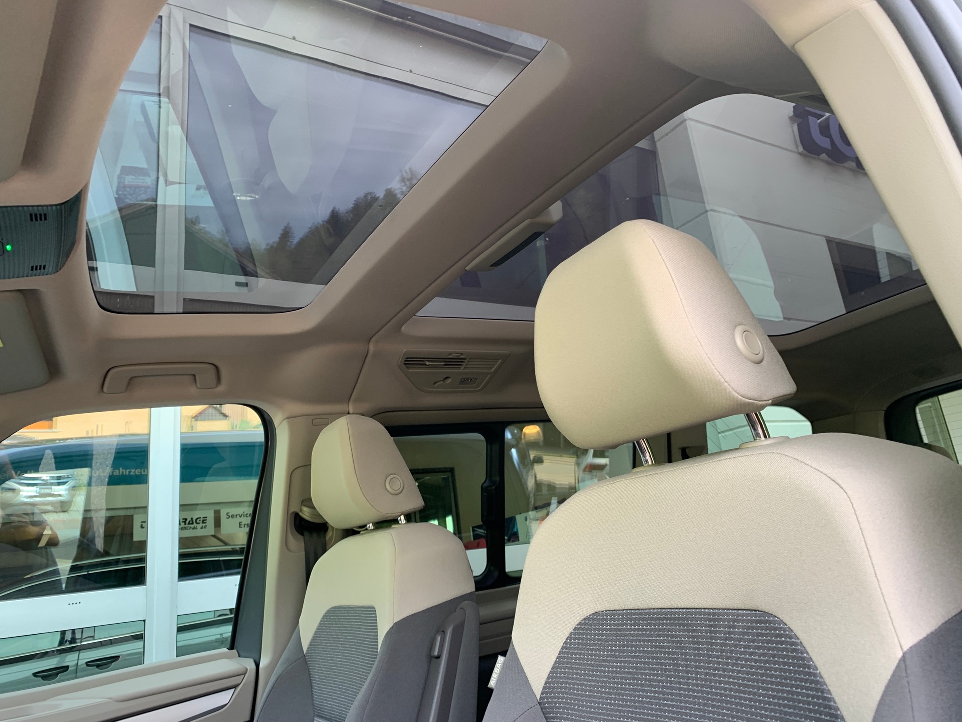VW Multivan 1.5 eHybrid Liberty 4Motion DSG-image-9