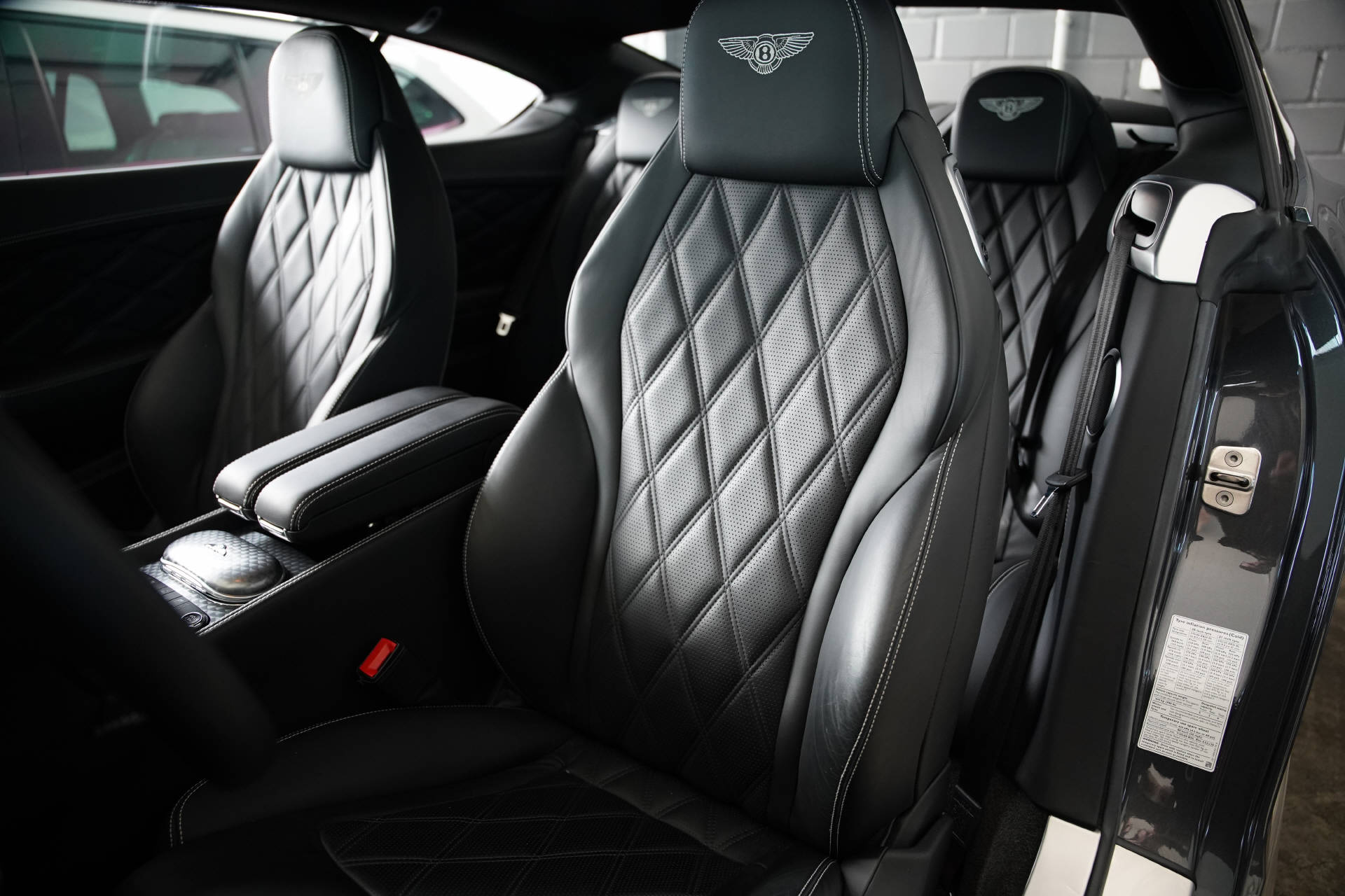 BENTLEY CONTINENTALental GT Speed 6.0 W12-image-9