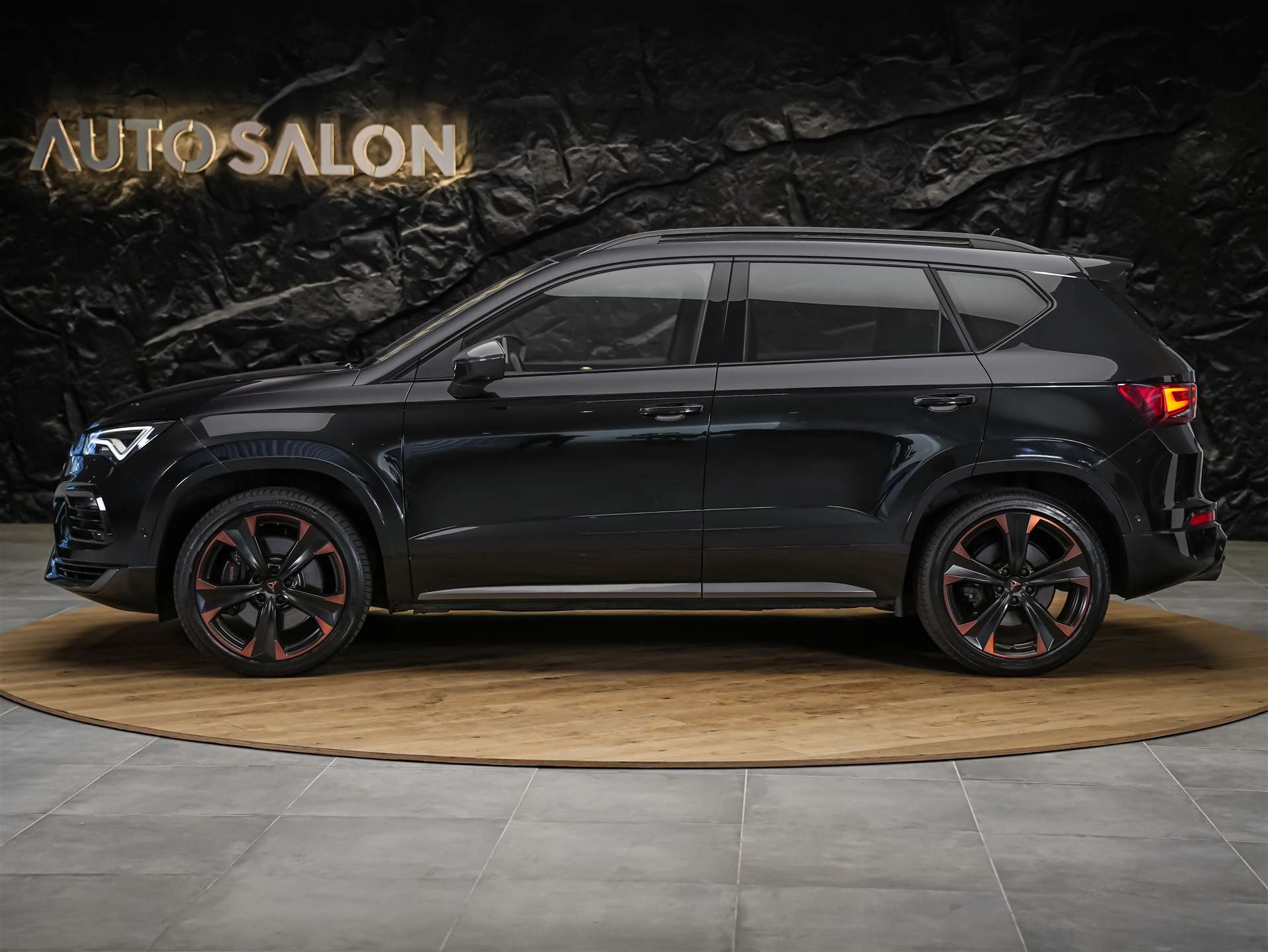 CUPRA Ateca 2.0TSI VZ 4Drive DSG *Panorama*-image-2