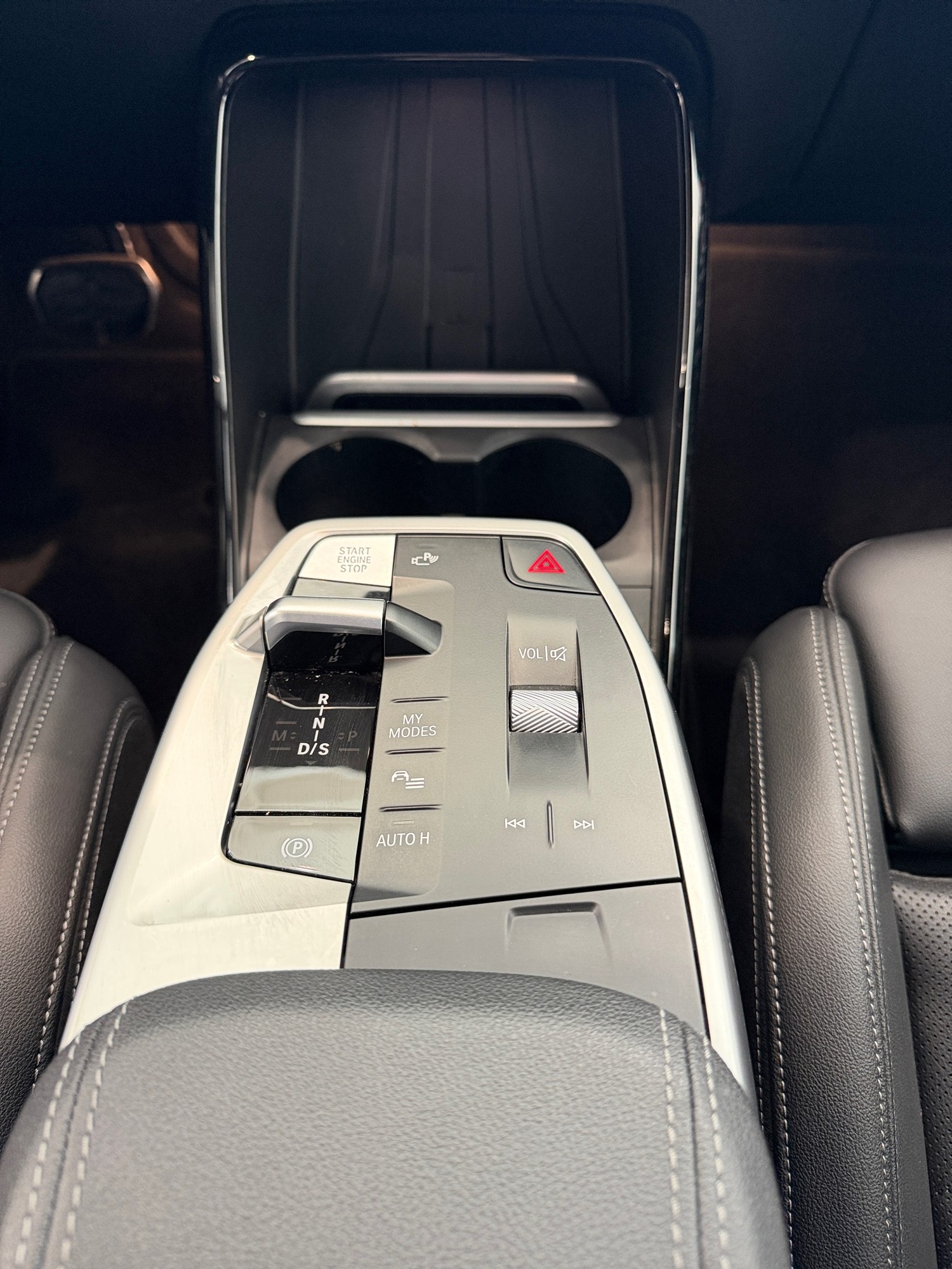 BMW 218d Active Tourer M Sport DKG-image-13