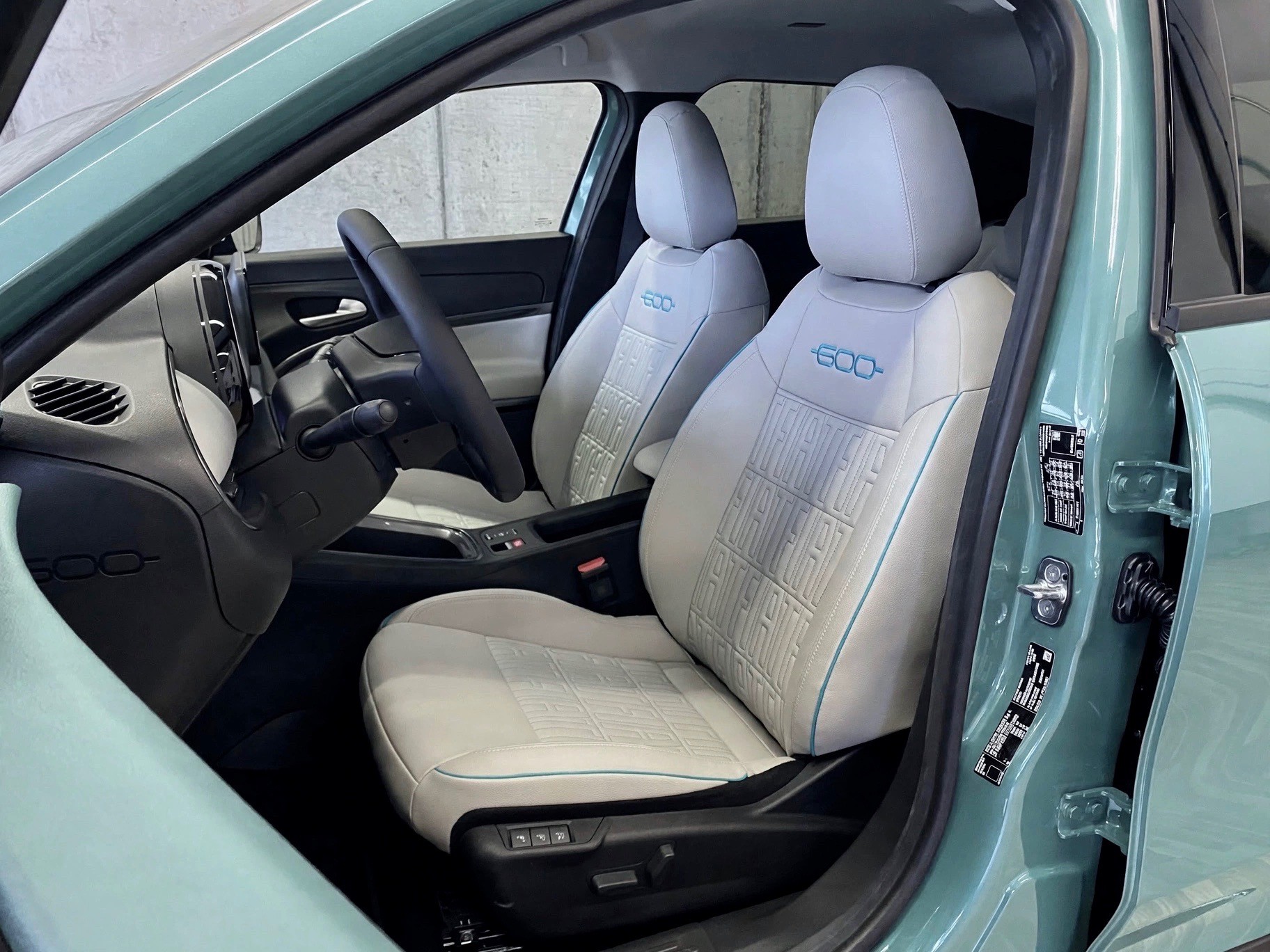 FIAT 600h*MildHybrid*Swiss*La Prima*-image-3