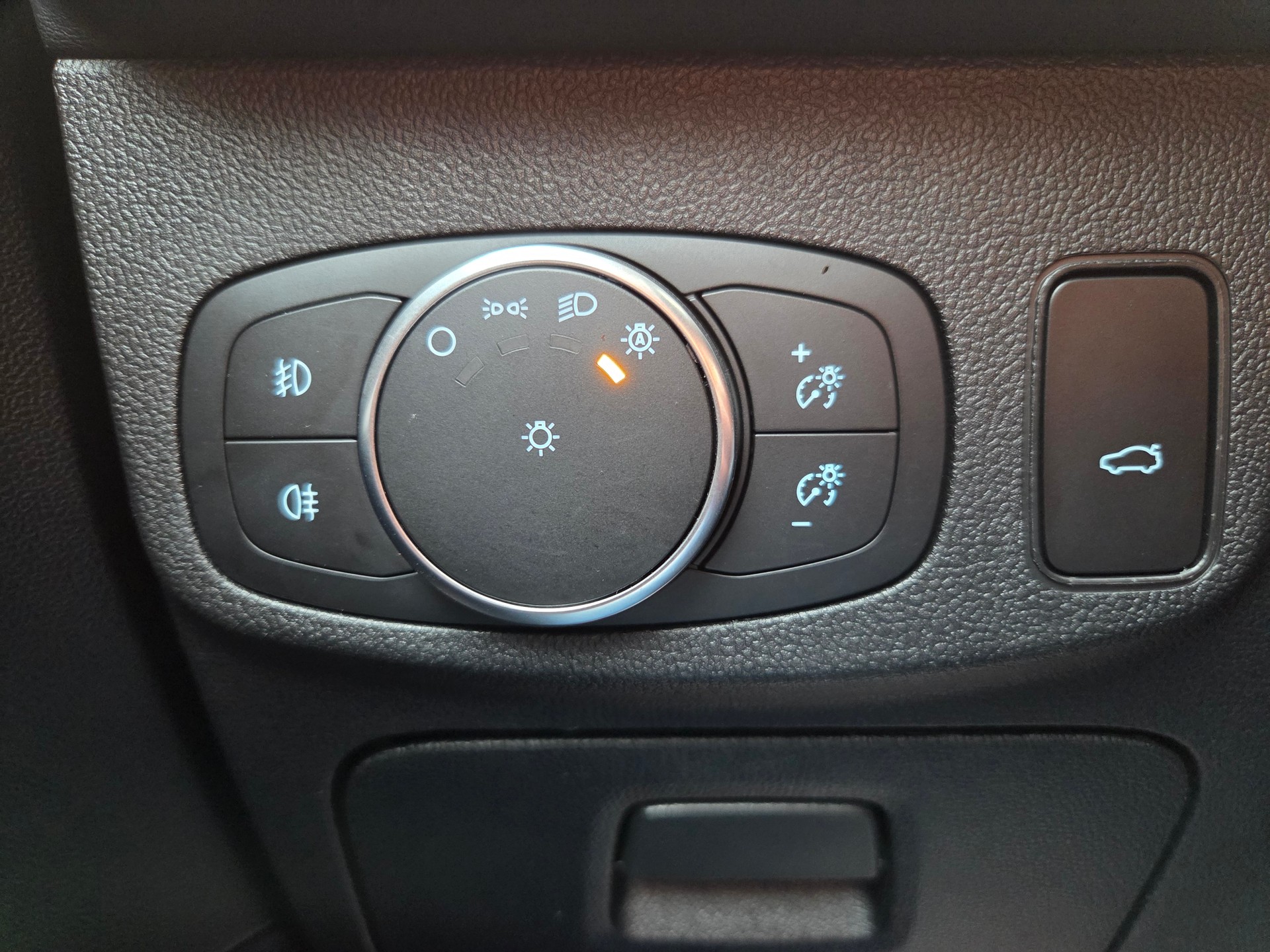 FORD Focus 1.5 SCTi Vignale Automatic-image-25