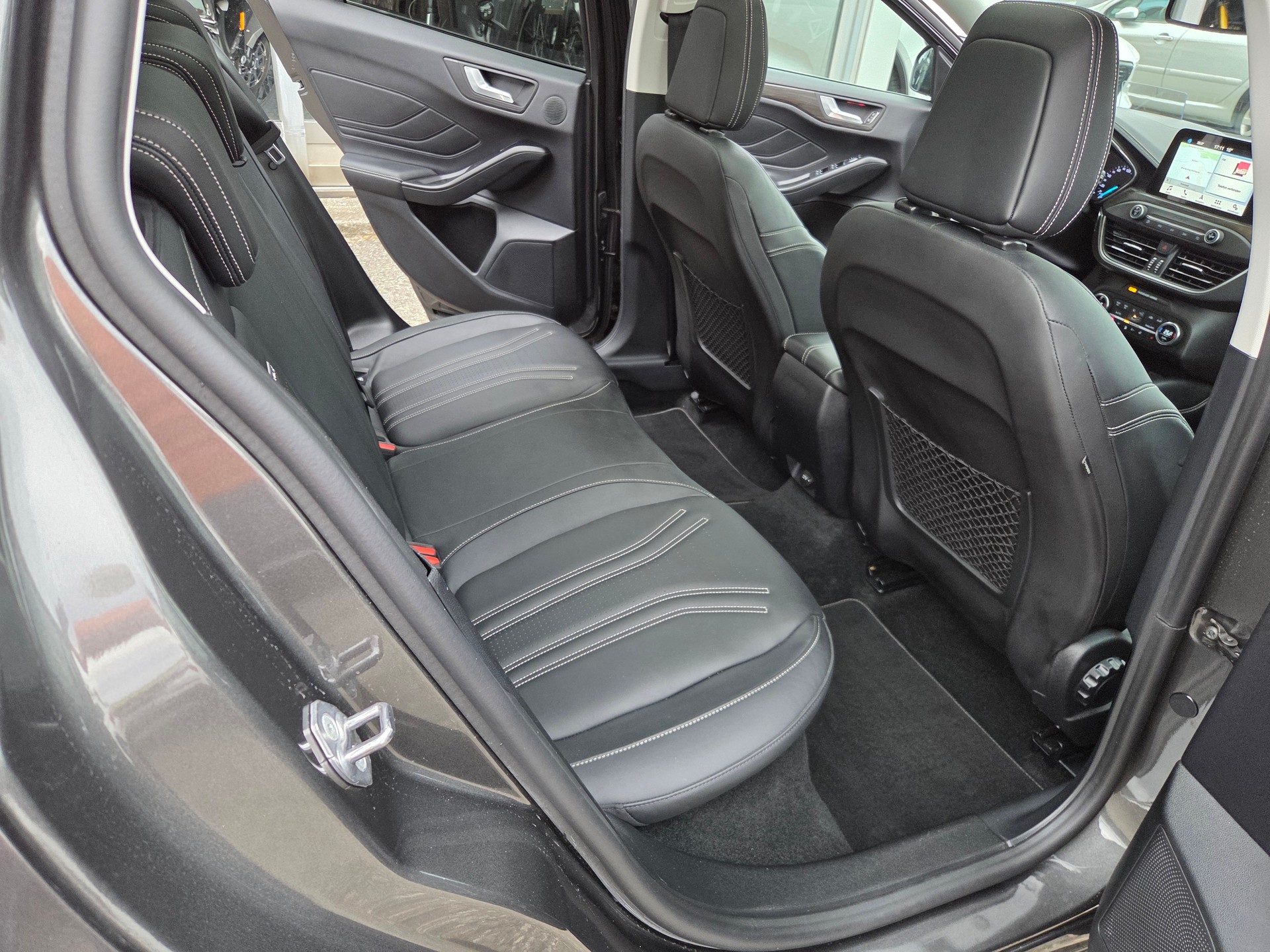 FORD Focus 1.5 SCTi Vignale Automatic-image-14