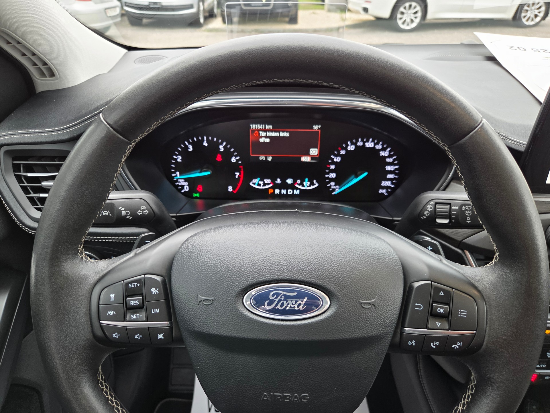 FORD Focus 1.5 SCTi Vignale Automatic-image-19