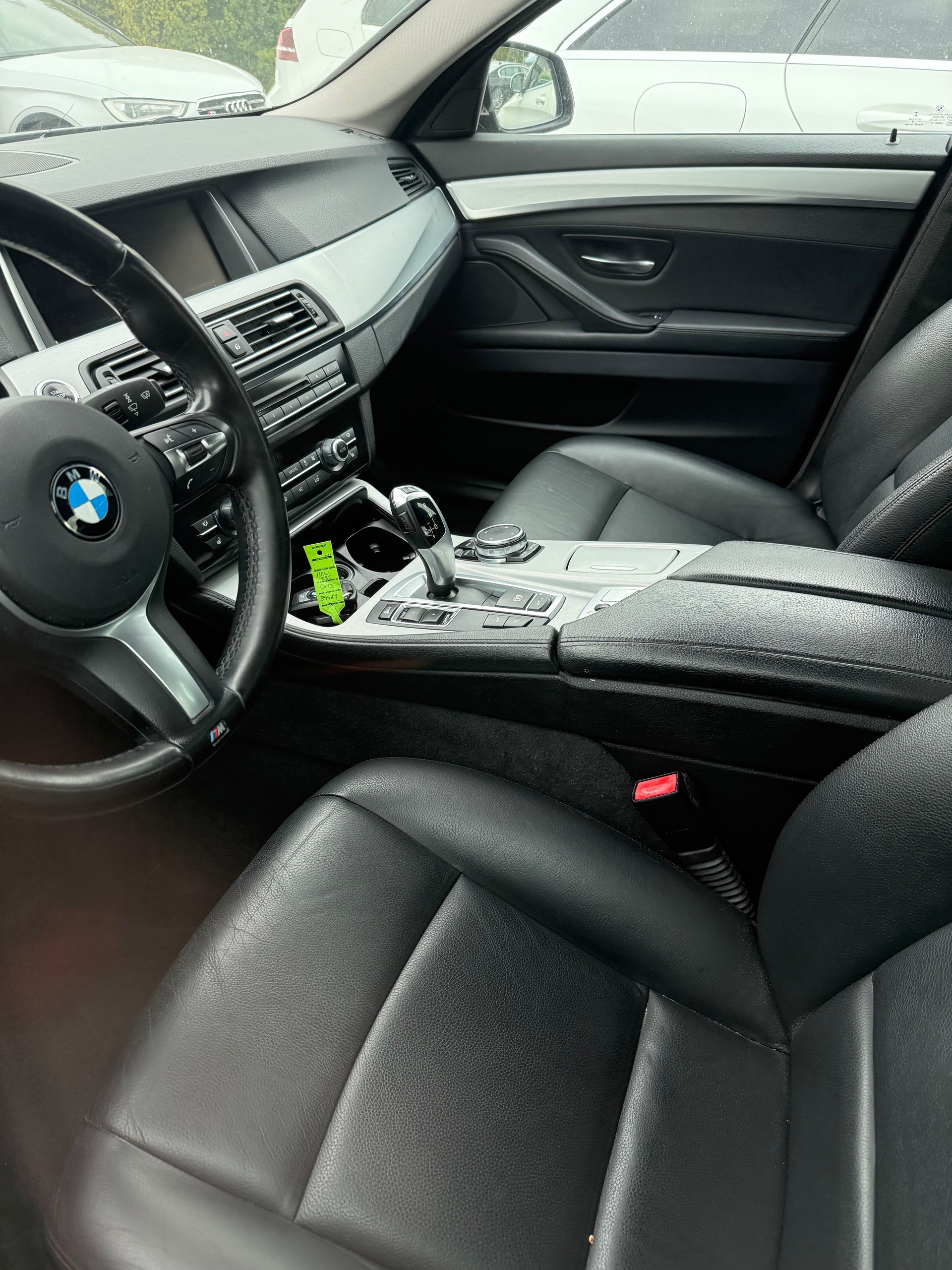 BMW 535i xDrive Luxury Line Steptronic-image-9