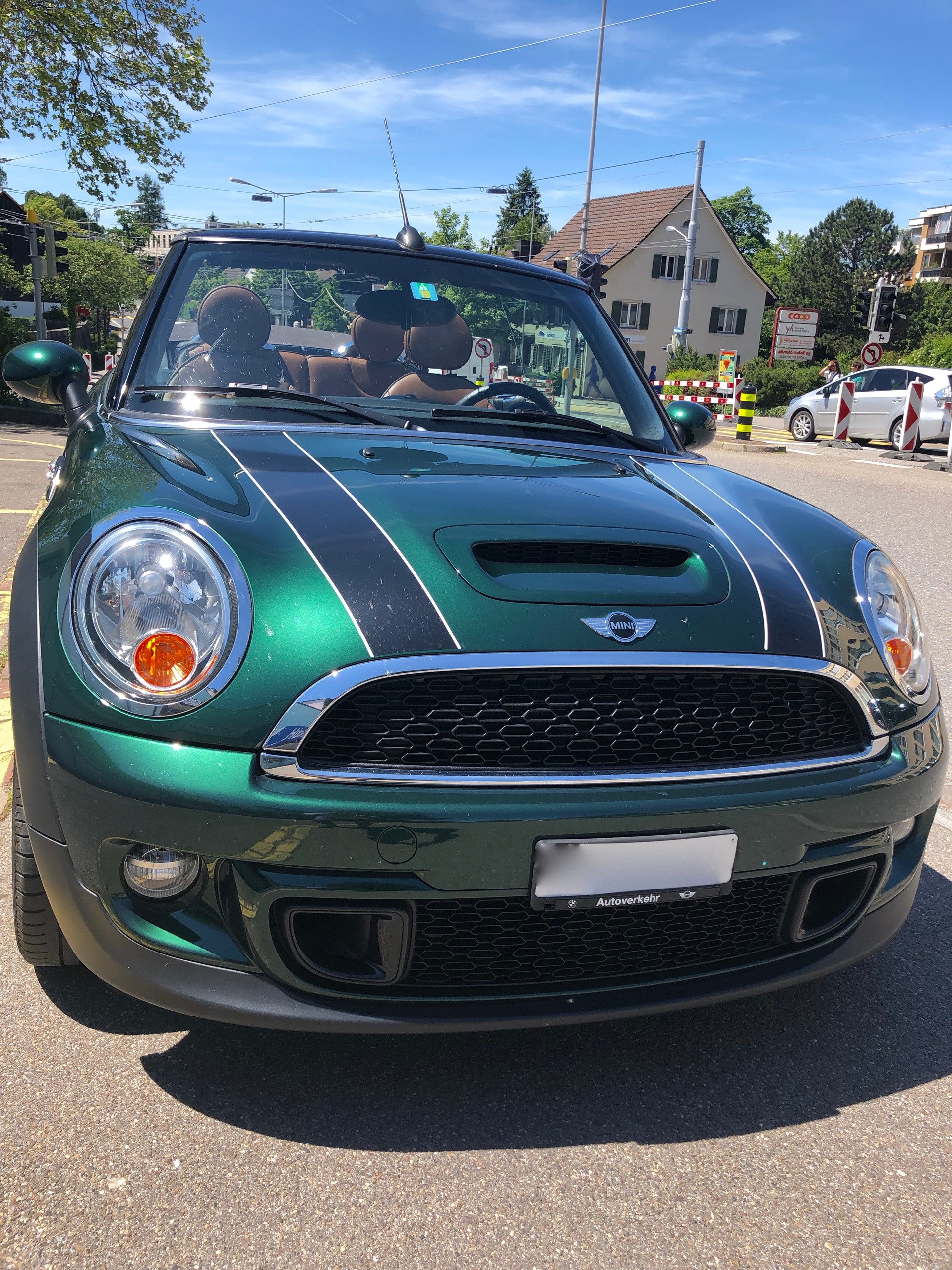 MINI 1.6i Cooper S-image-1