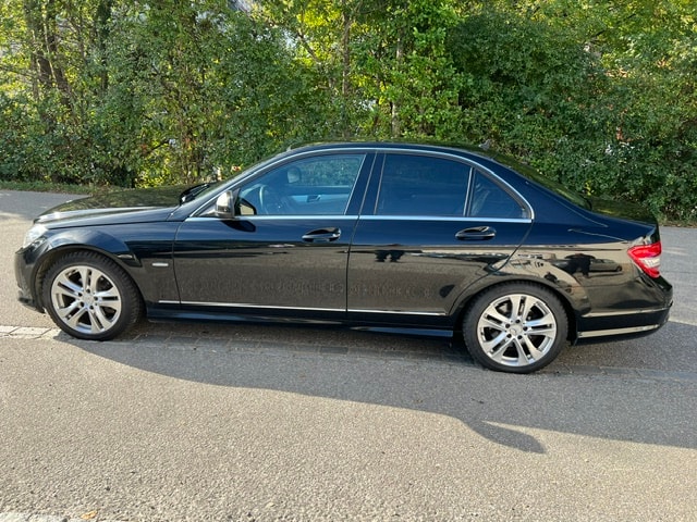 MERCEDES-BENZ C 220 CDI Avantgarde-image-5